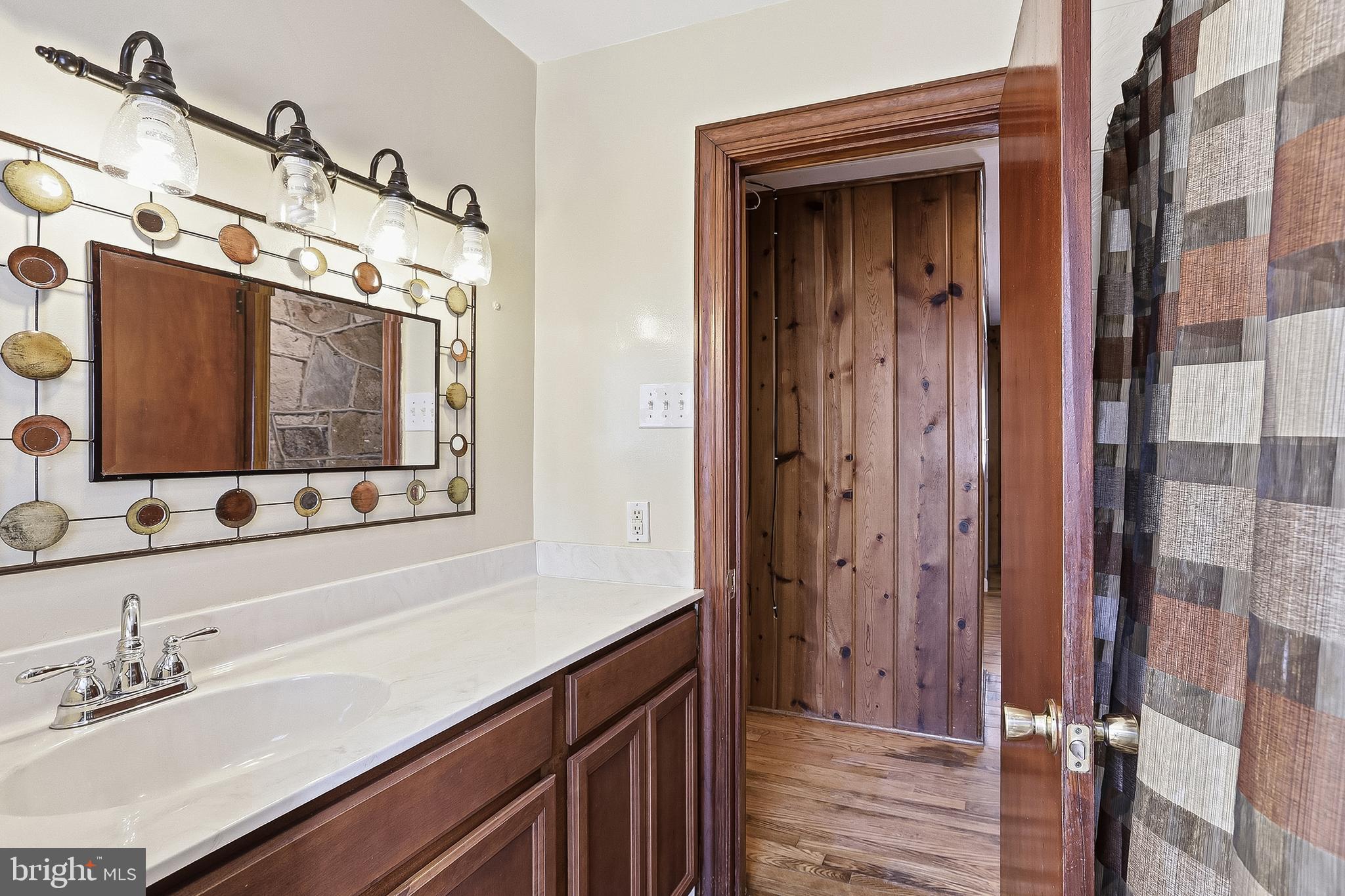 COLLEGE HEIGHTS - Residential