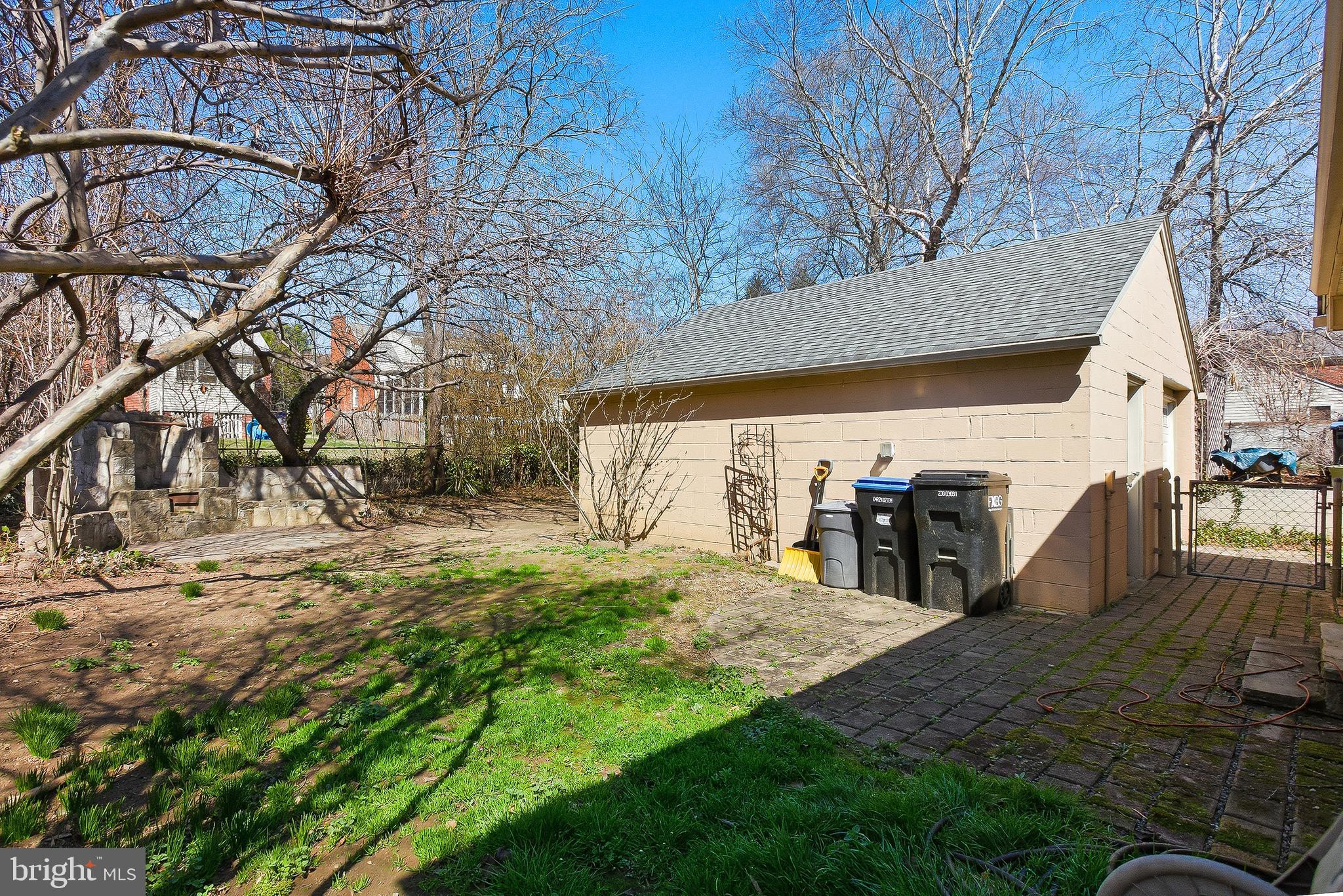 COLLEGE HEIGHTS - Residential