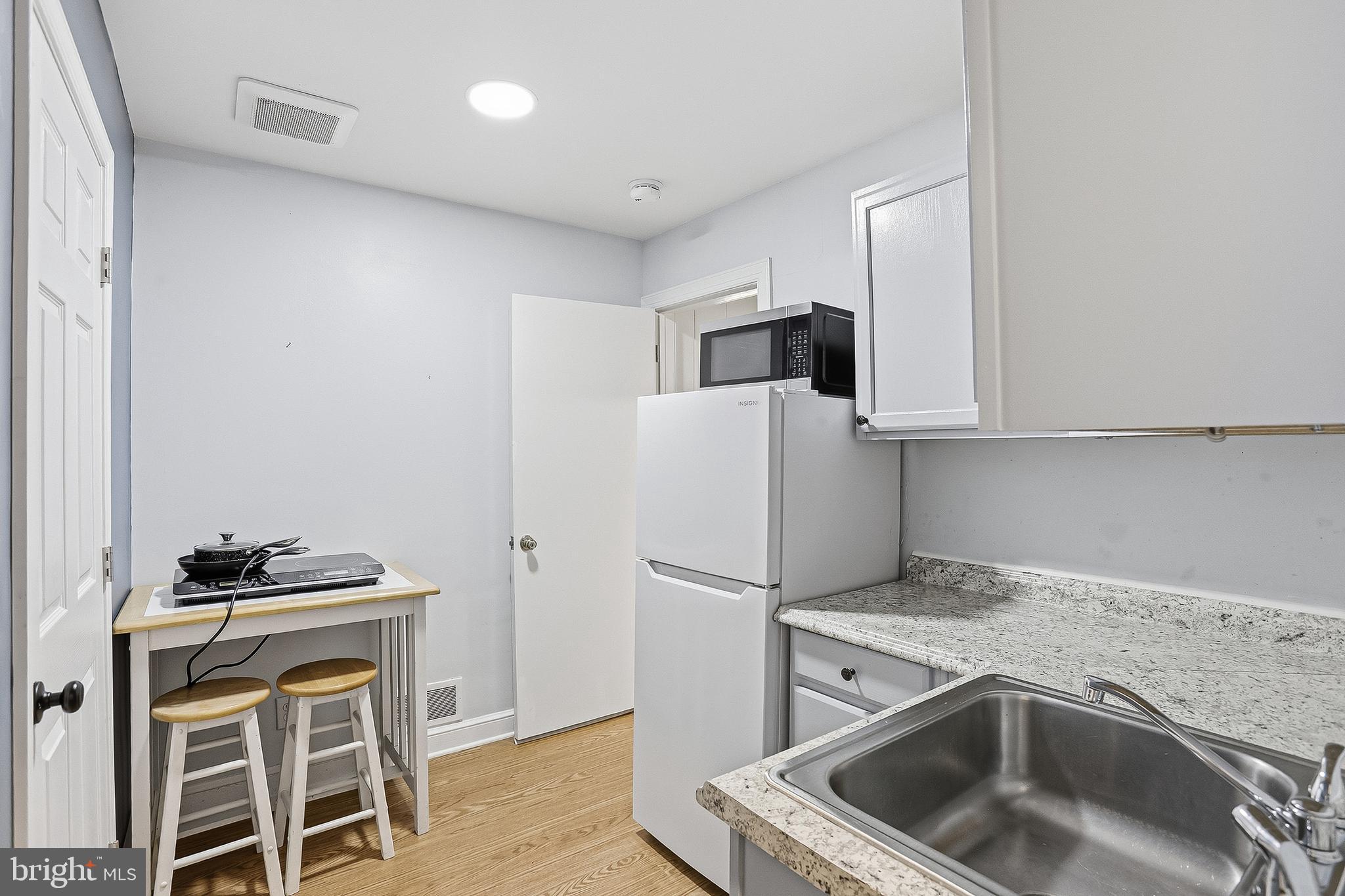 COLLEGE HEIGHTS - Residential