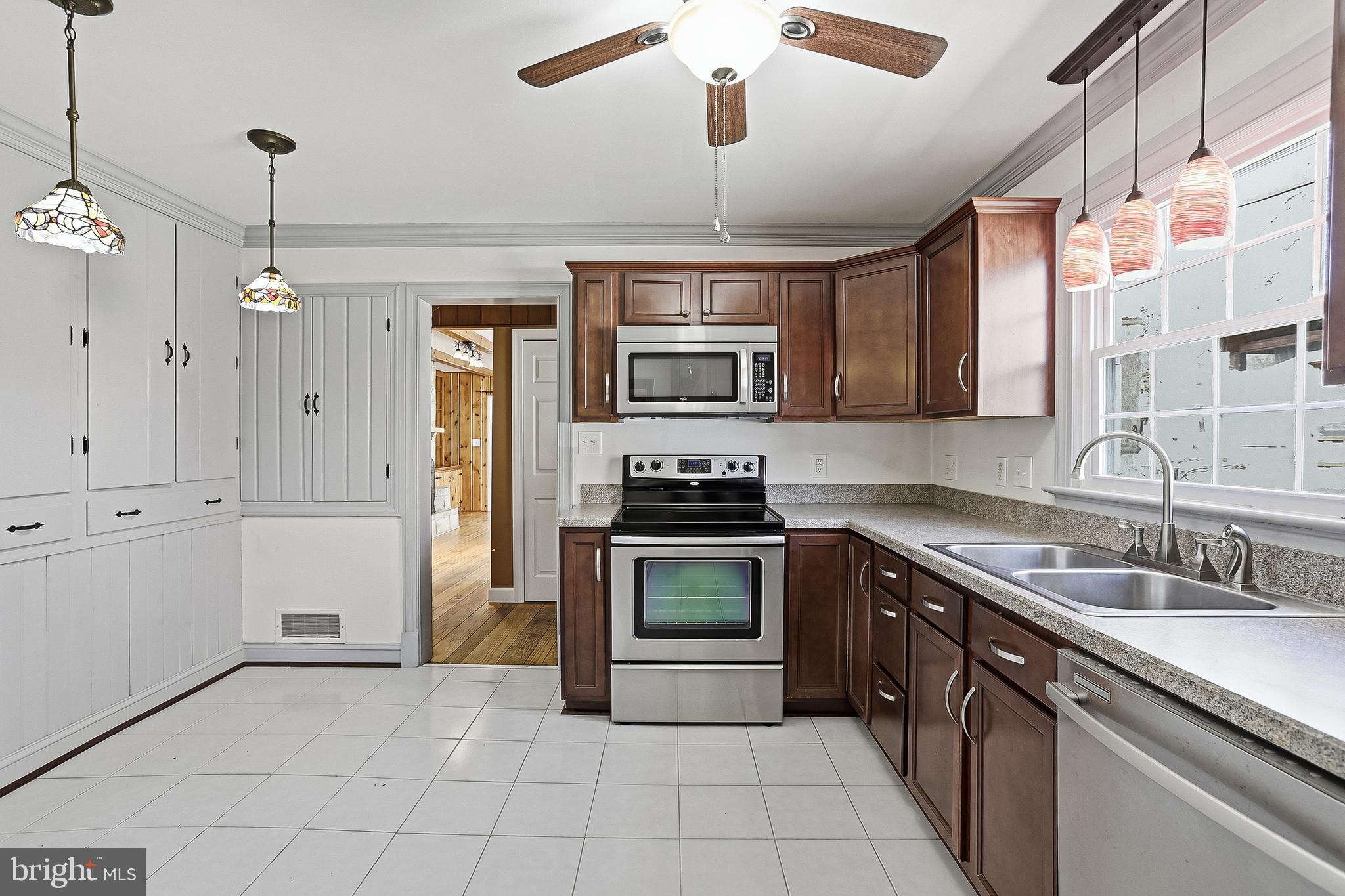 COLLEGE HEIGHTS - Residential