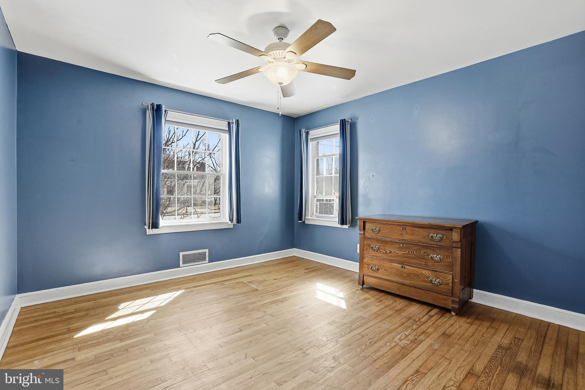 COLLEGE HEIGHTS - Residential