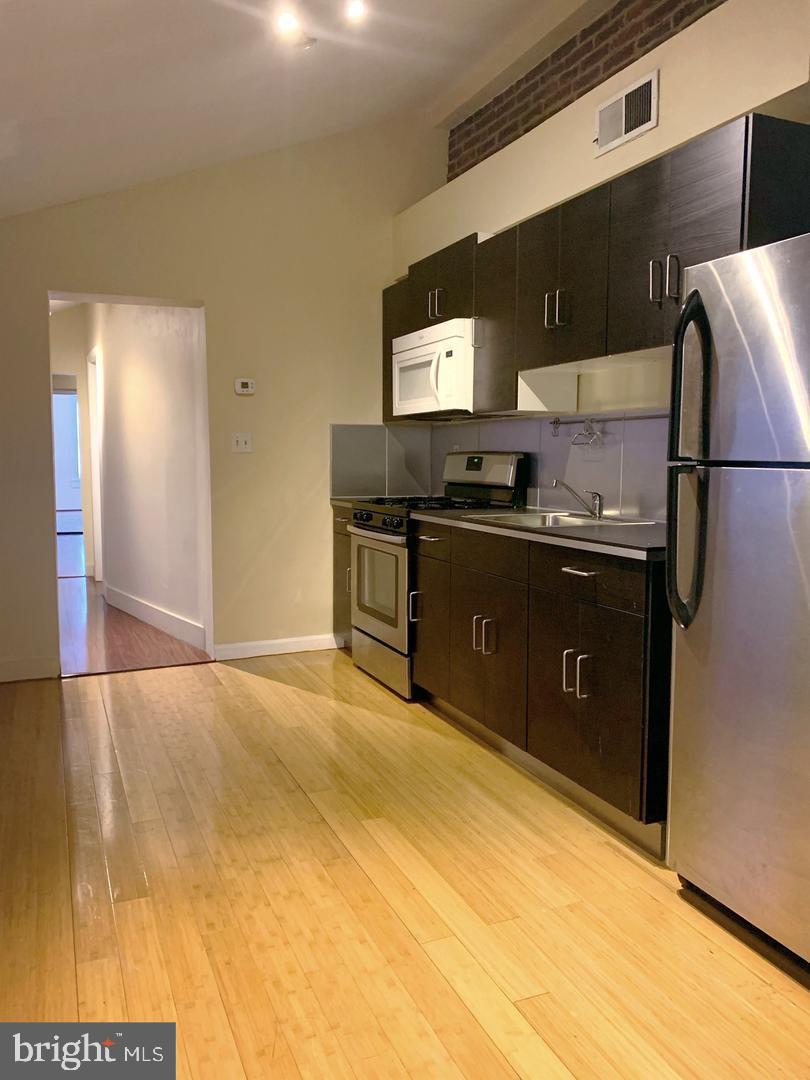 FEDERAL HILL HISTORIC DISTRICT - Residential Lease