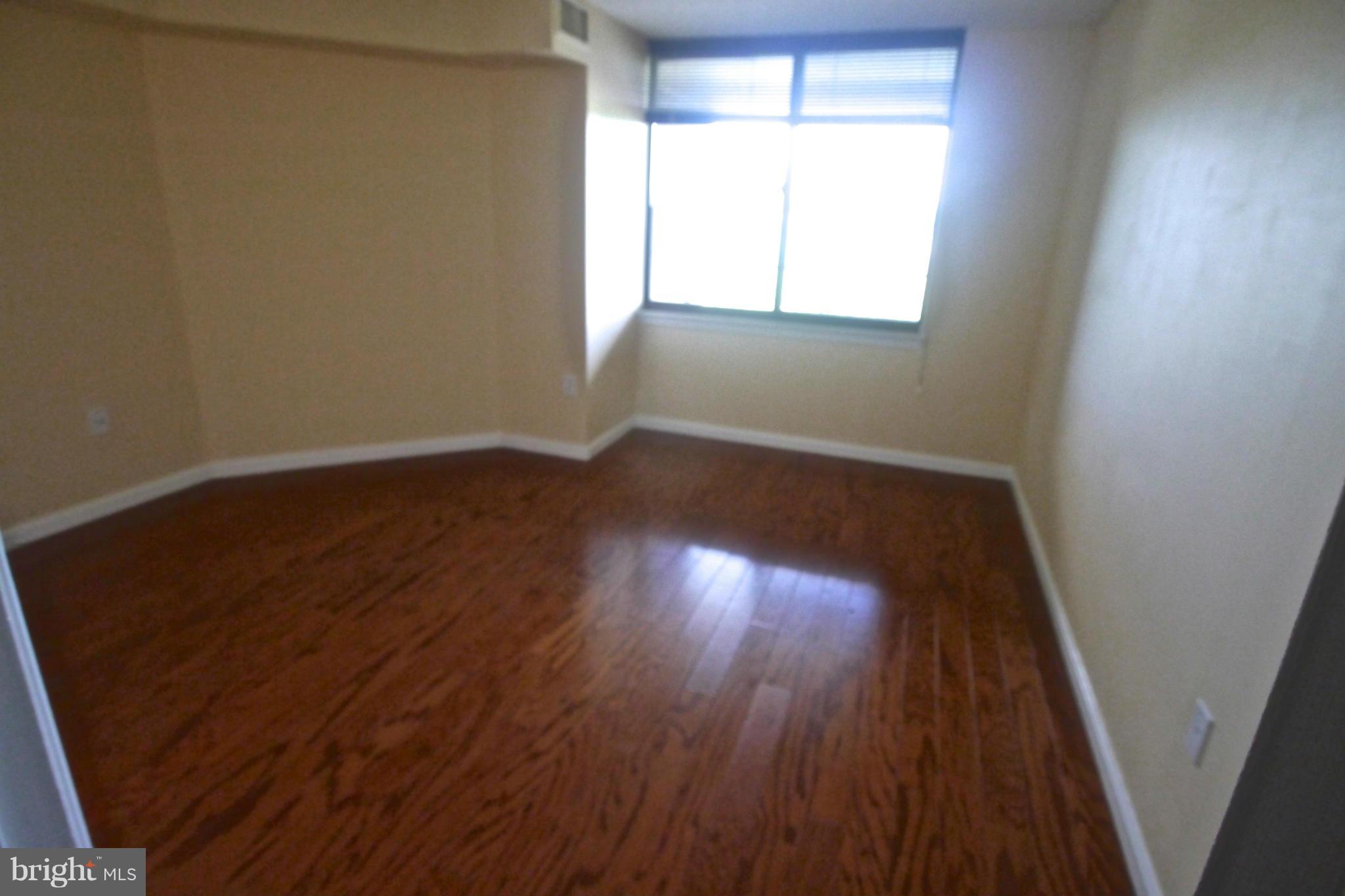 GROSVENOR PARK - Residential Lease