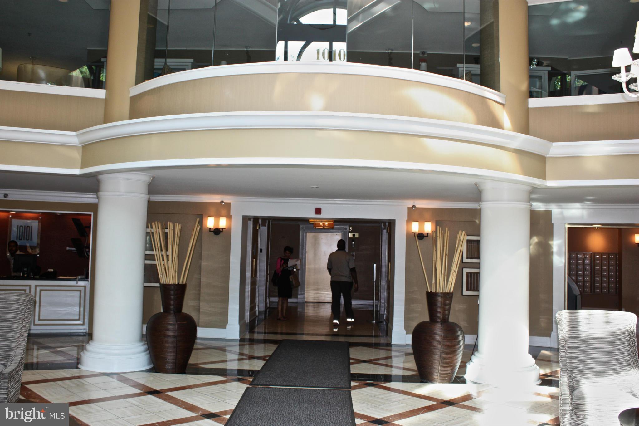 GROSVENOR PARK - Residential Lease