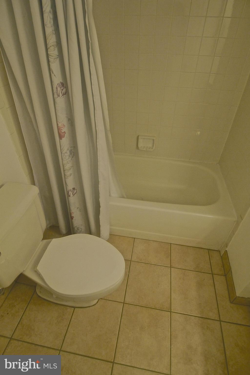 GROSVENOR PARK - Residential Lease