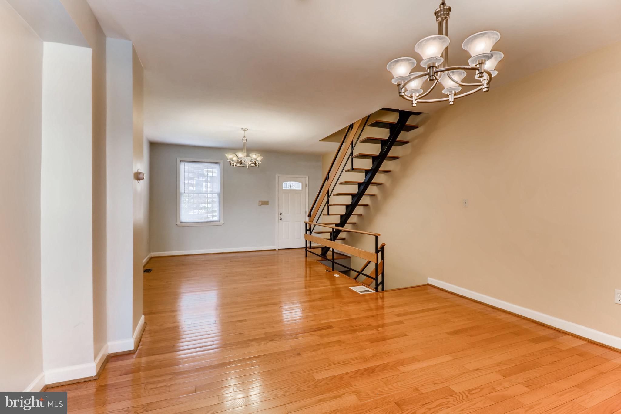 GREEKTOWN - Residential