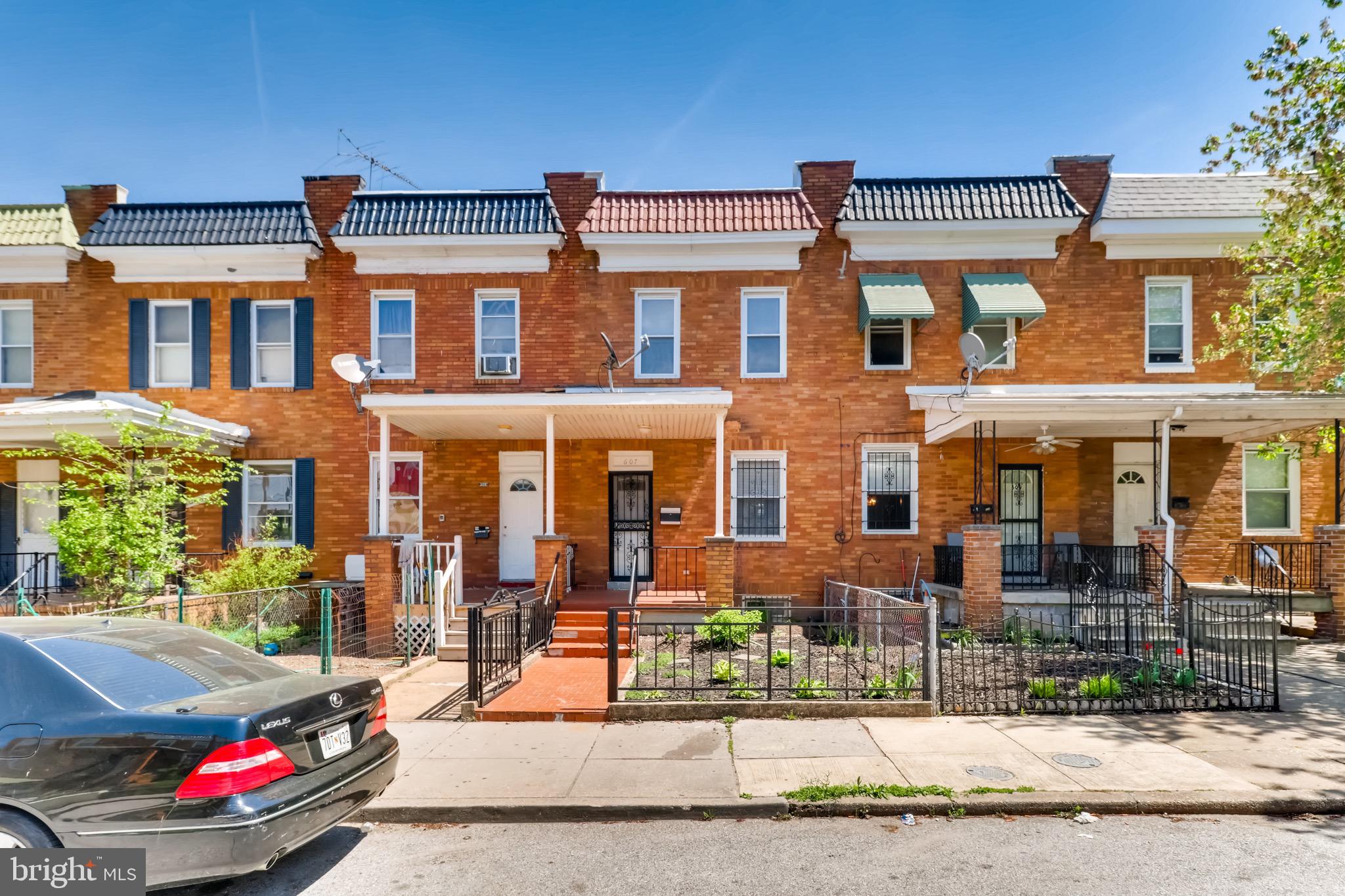 GREEKTOWN - Residential