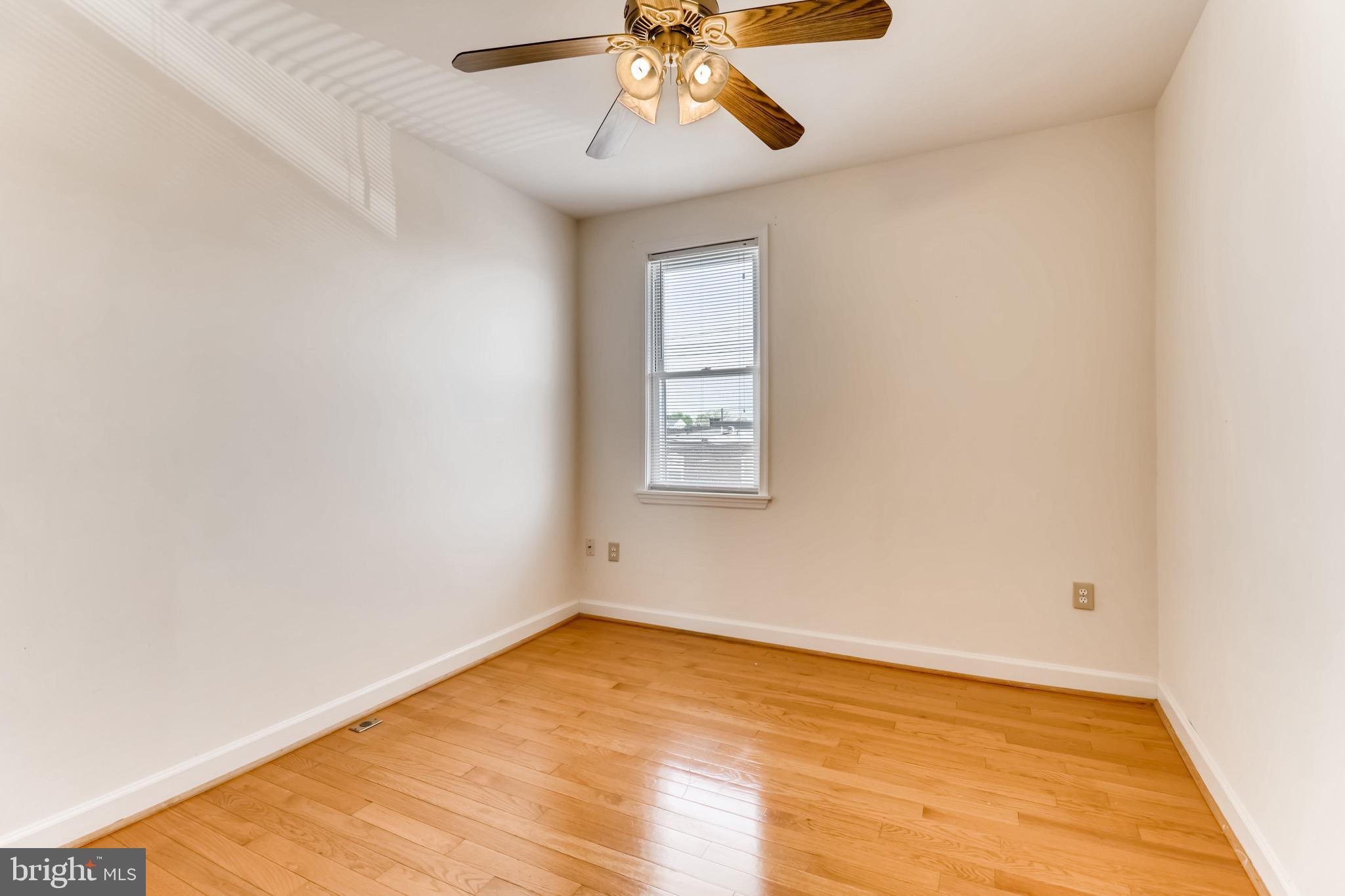 GREEKTOWN - Residential