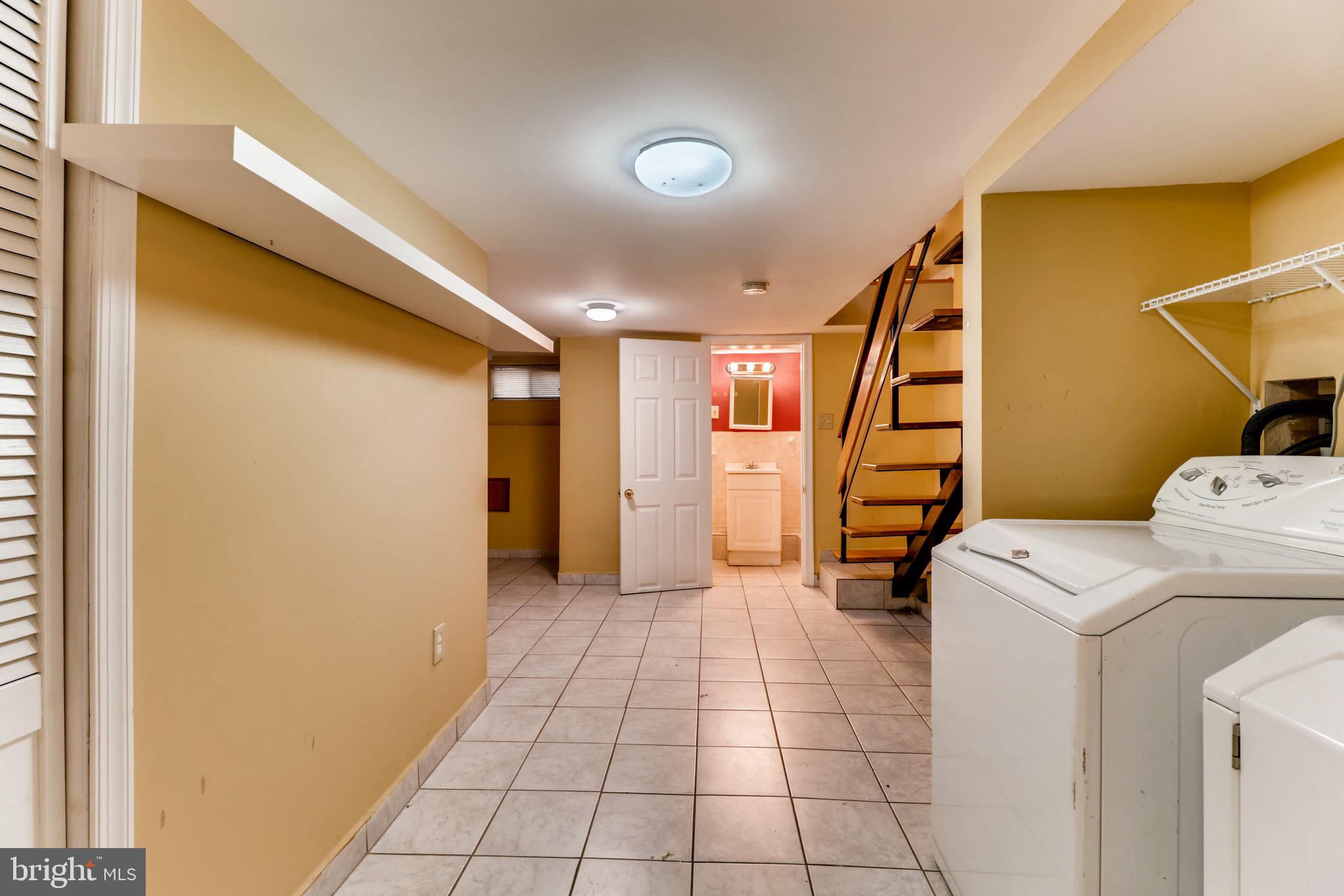 GREEKTOWN - Residential