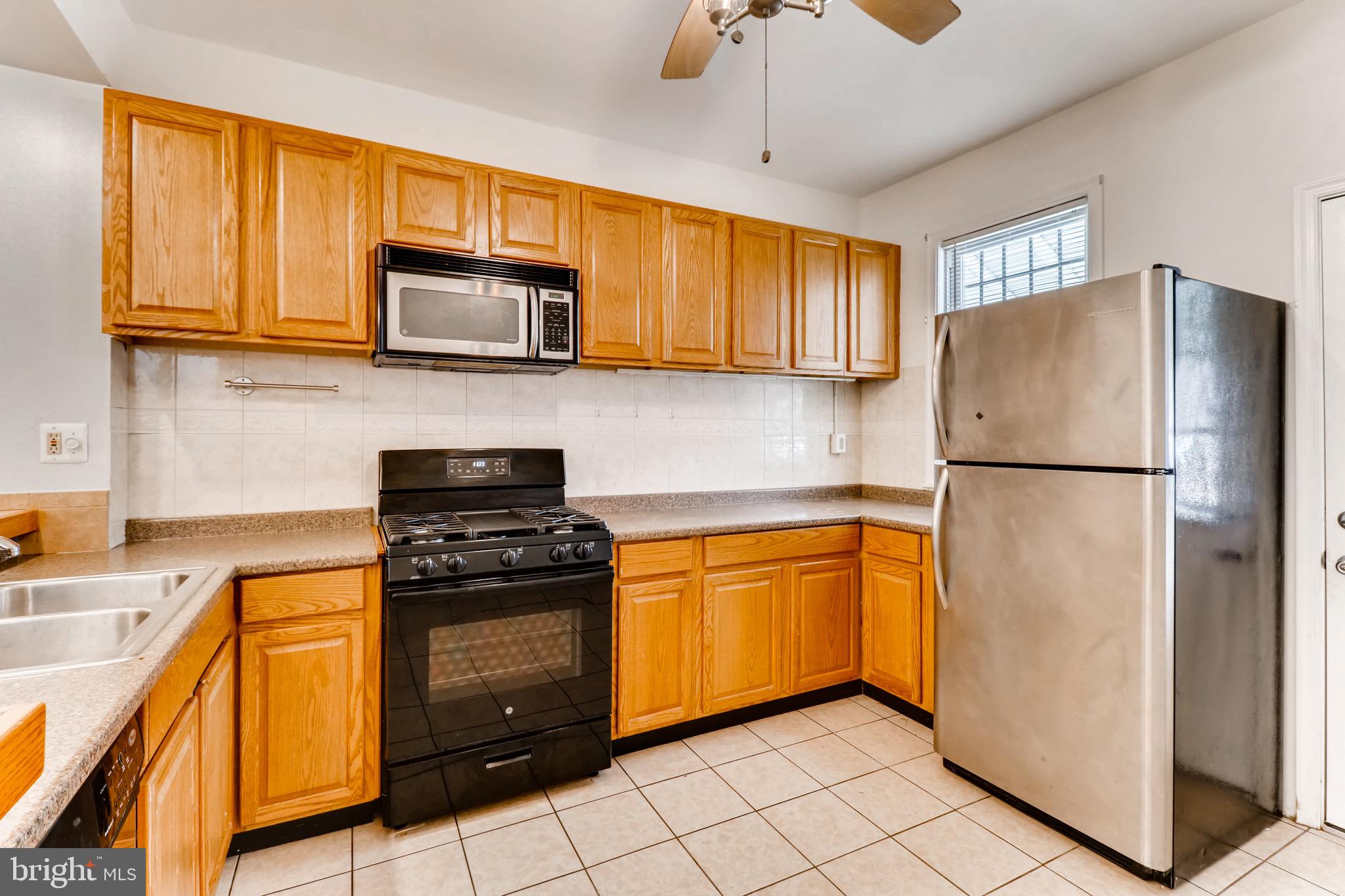 GREEKTOWN - Residential