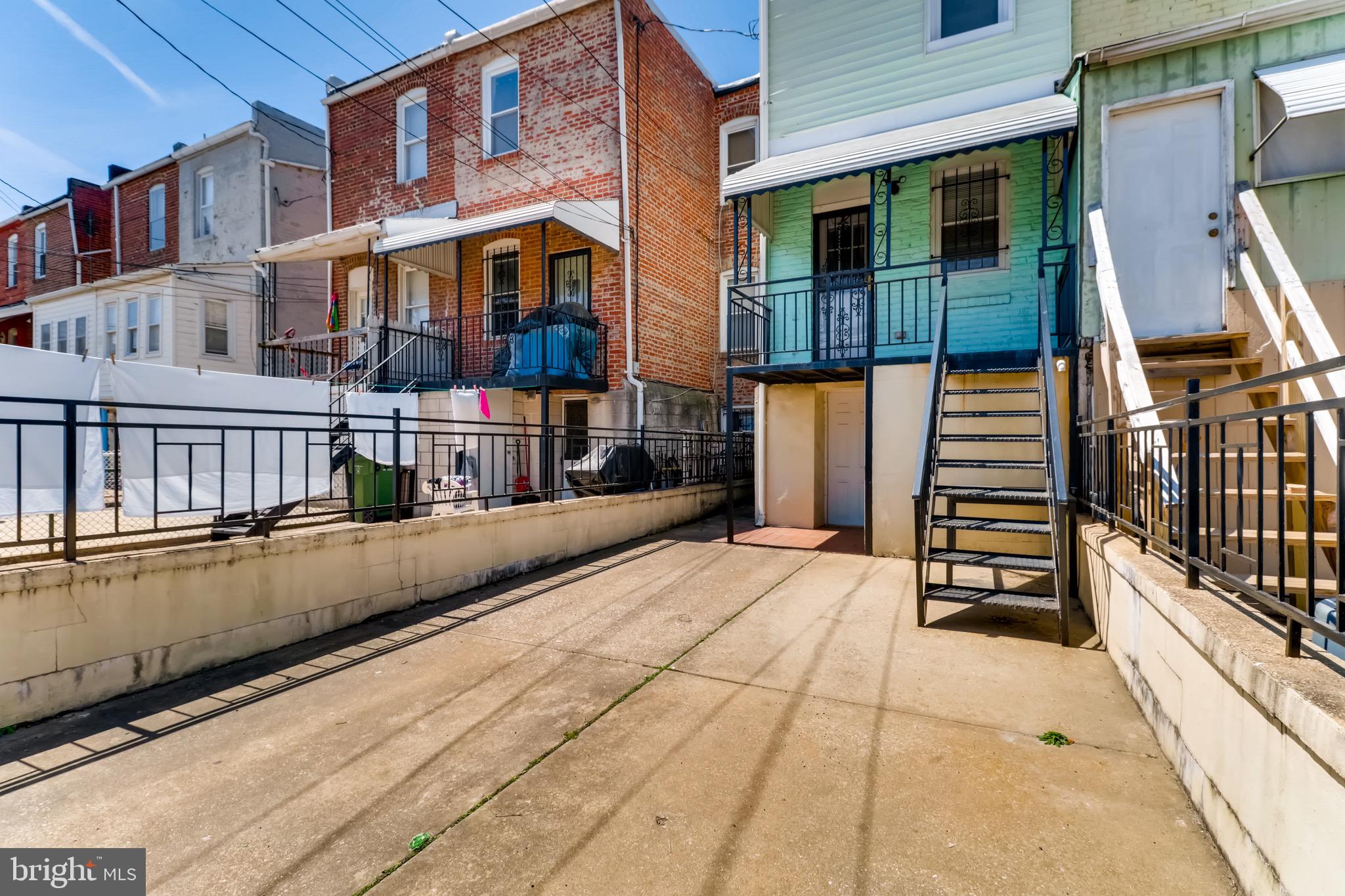 GREEKTOWN - Residential