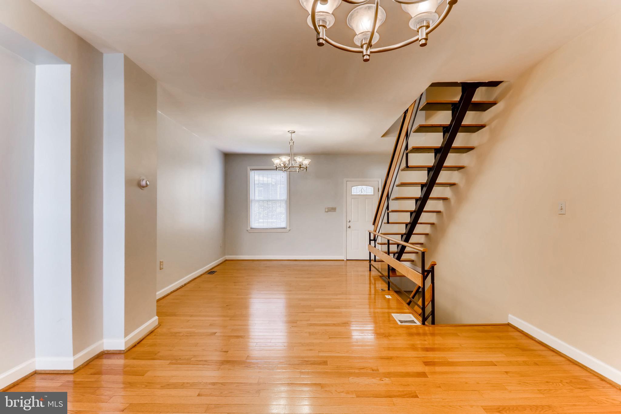 GREEKTOWN - Residential