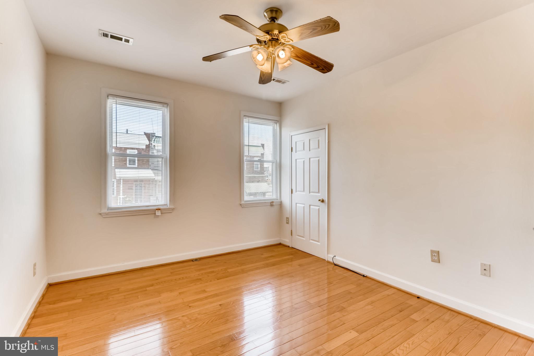 GREEKTOWN - Residential