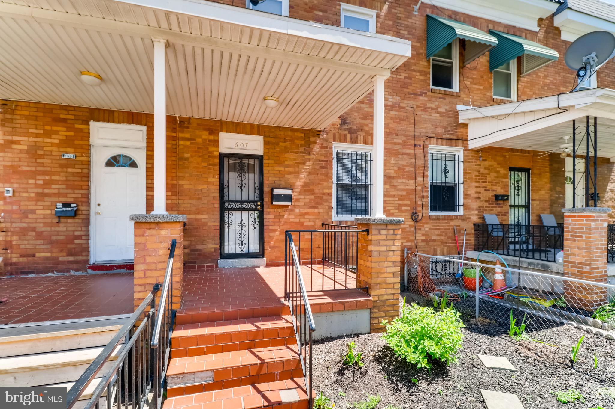 GREEKTOWN - Residential