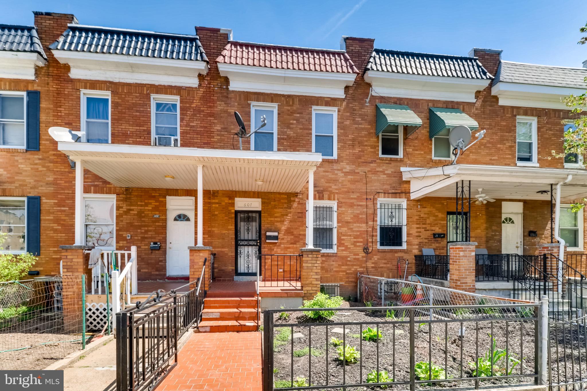 GREEKTOWN - Residential