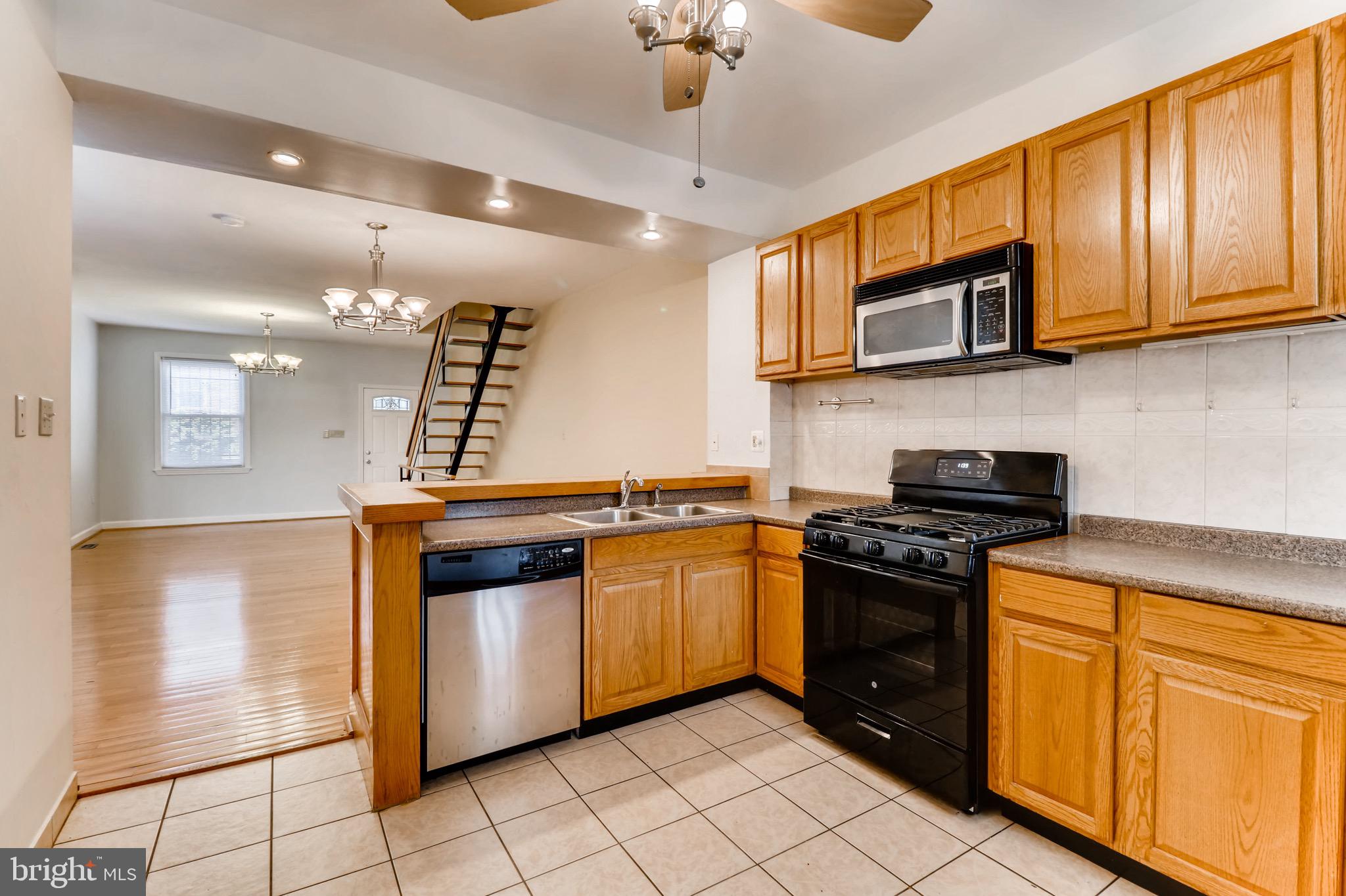 GREEKTOWN - Residential