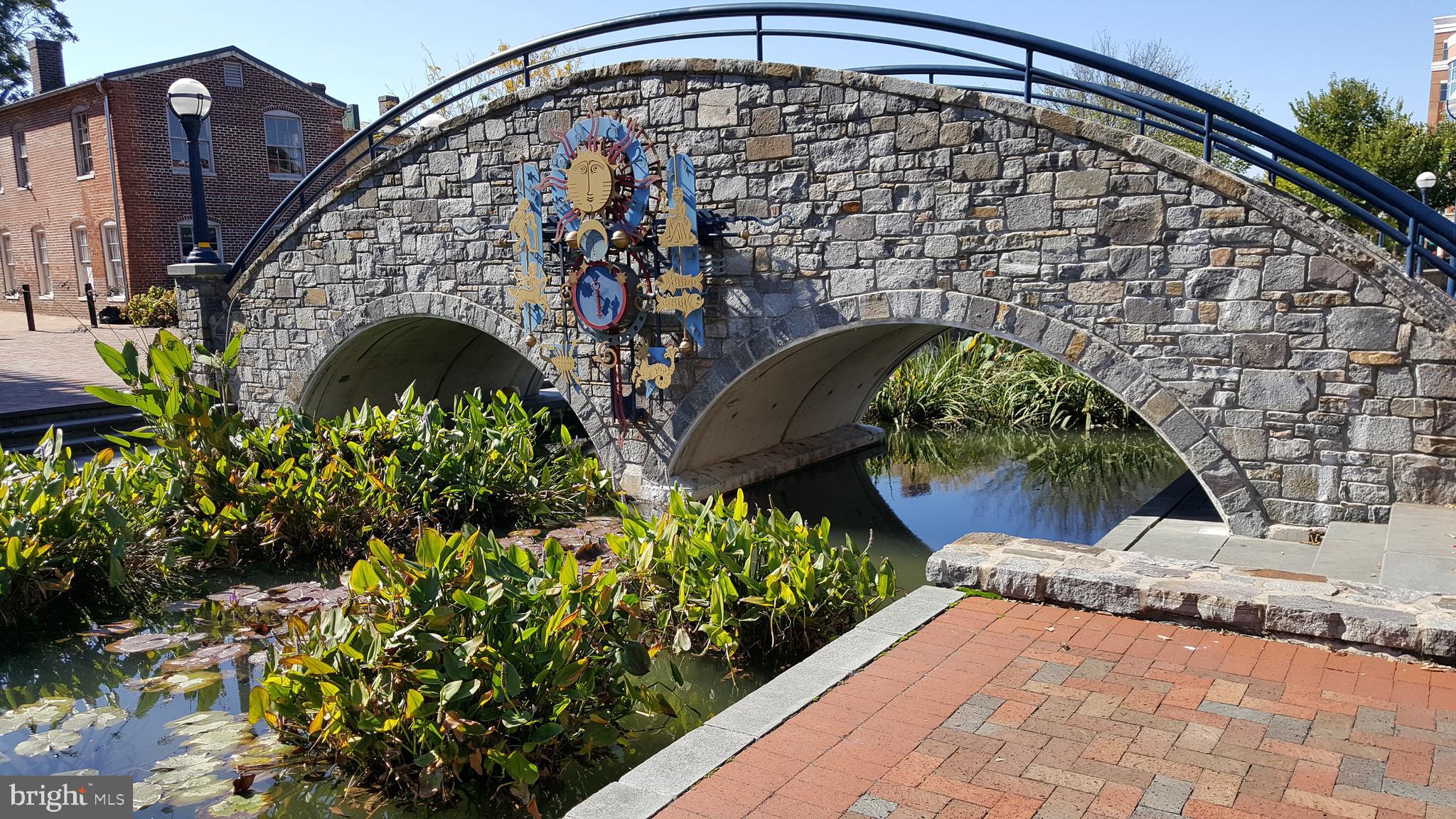 FREDERICKTOWNE VILLAGE - Residential