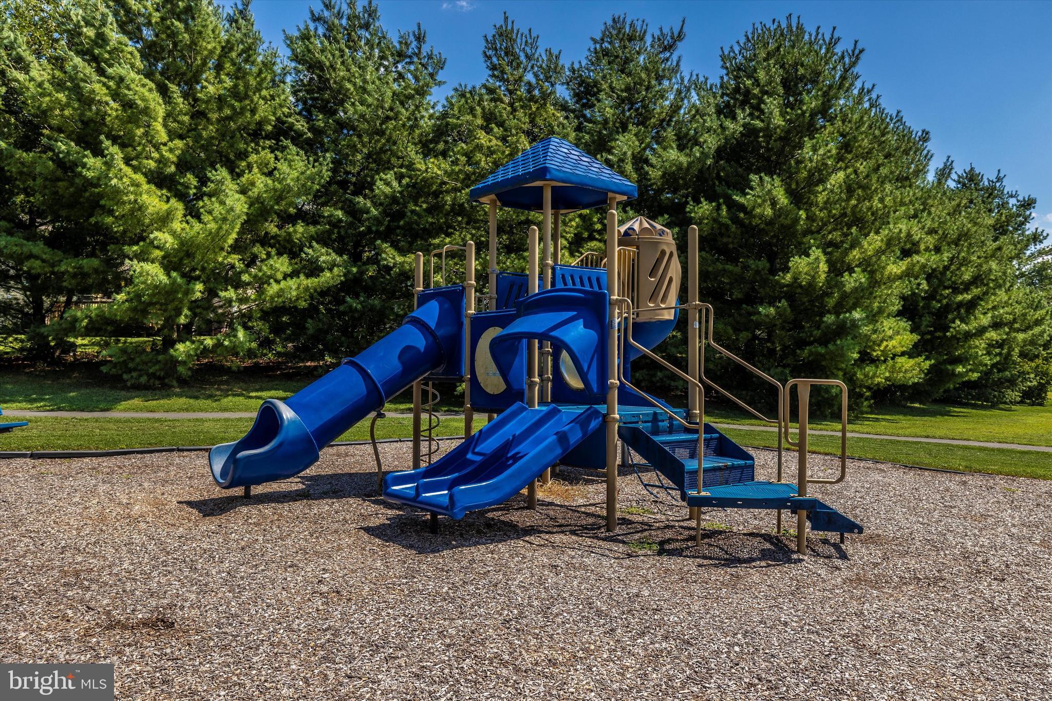 FREDERICKTOWNE VILLAGE - Residential