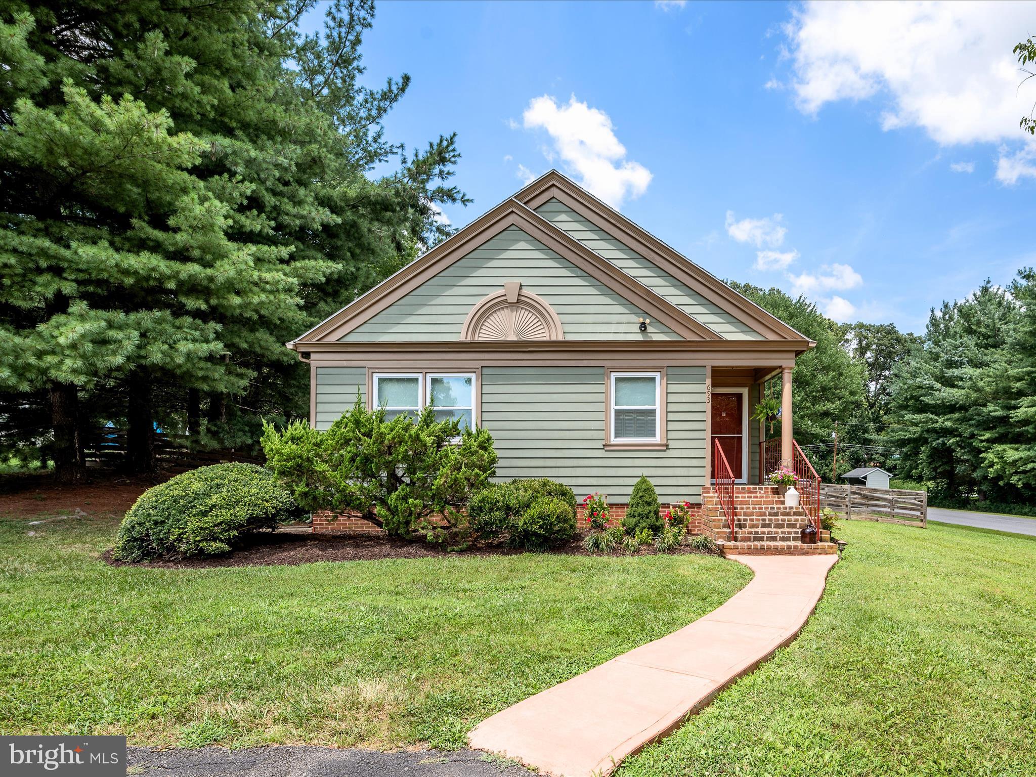 SPRING VALLEY - Residential