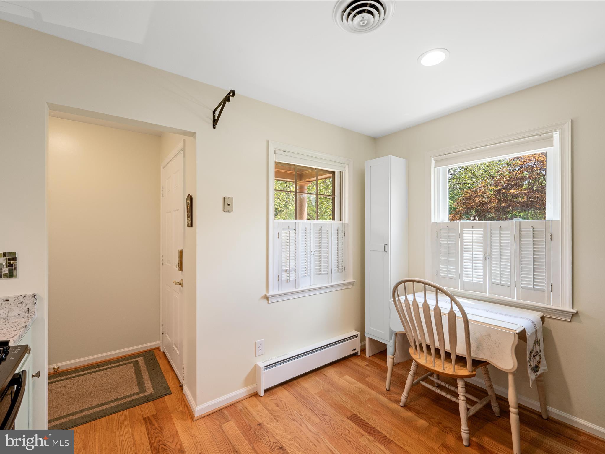 SPRING VALLEY - Residential