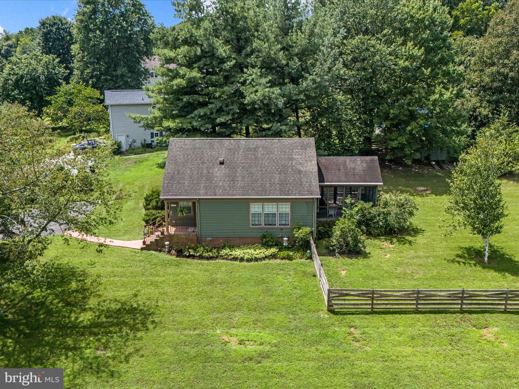 SPRING VALLEY - Residential