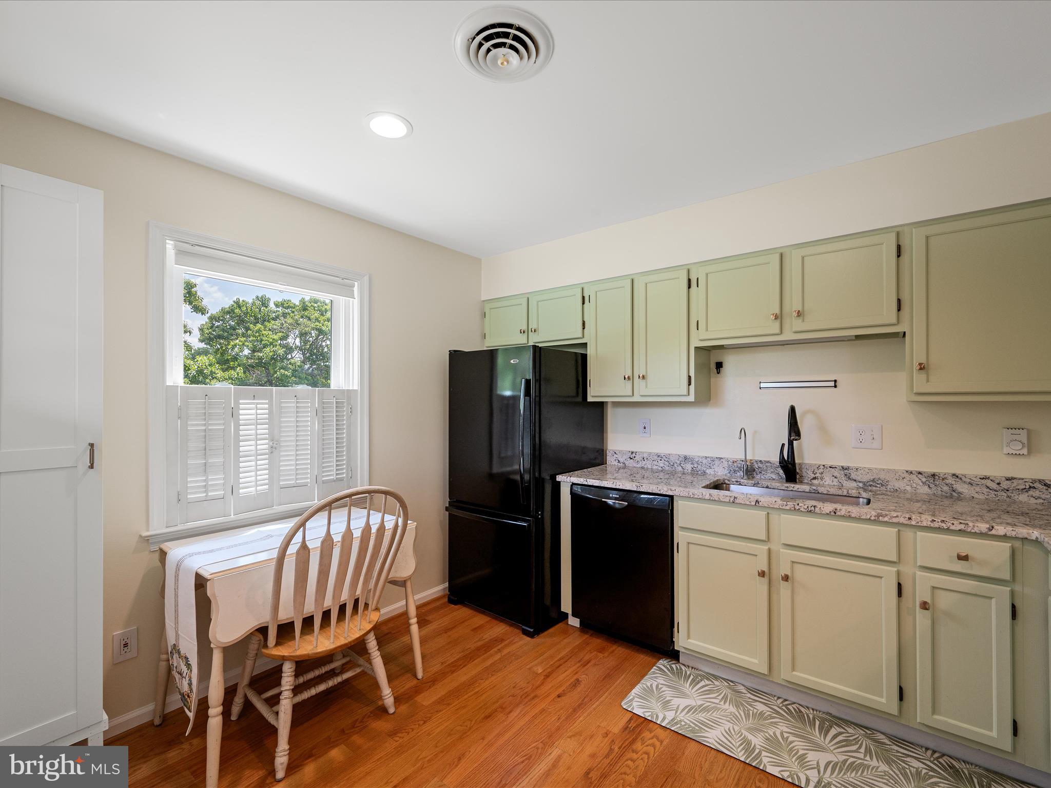 SPRING VALLEY - Residential