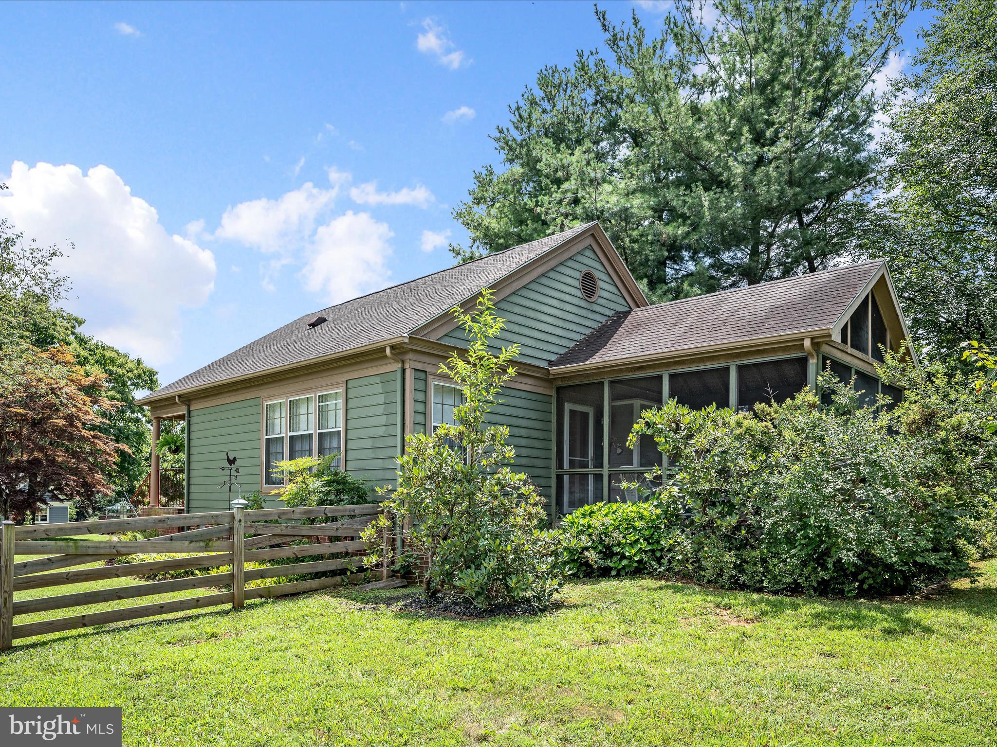 SPRING VALLEY - Residential