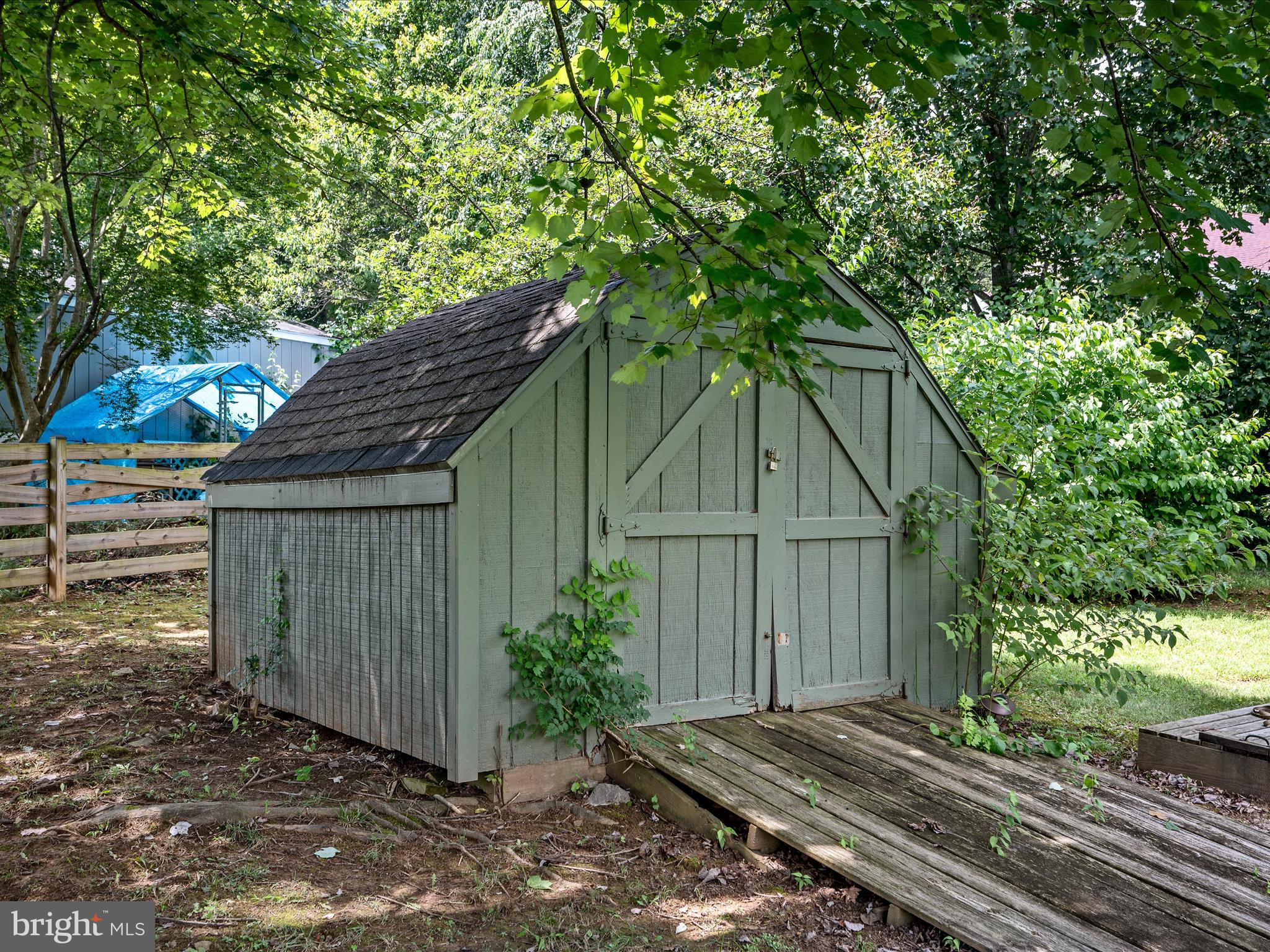 SPRING VALLEY - Residential