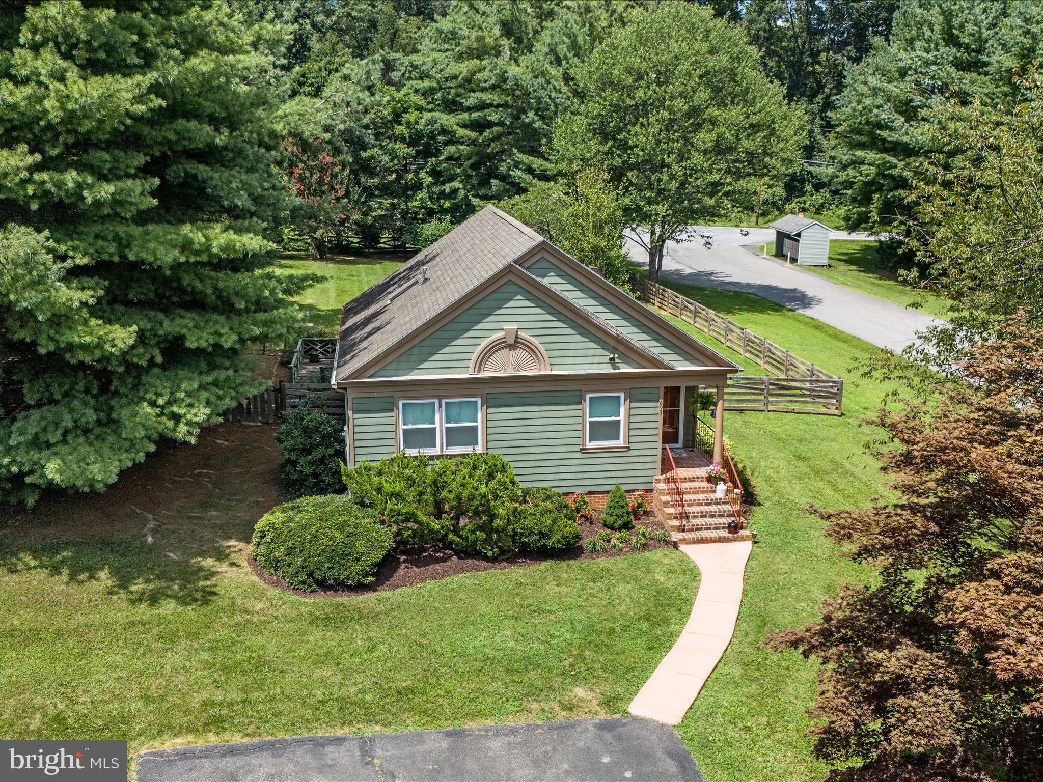 SPRING VALLEY - Residential