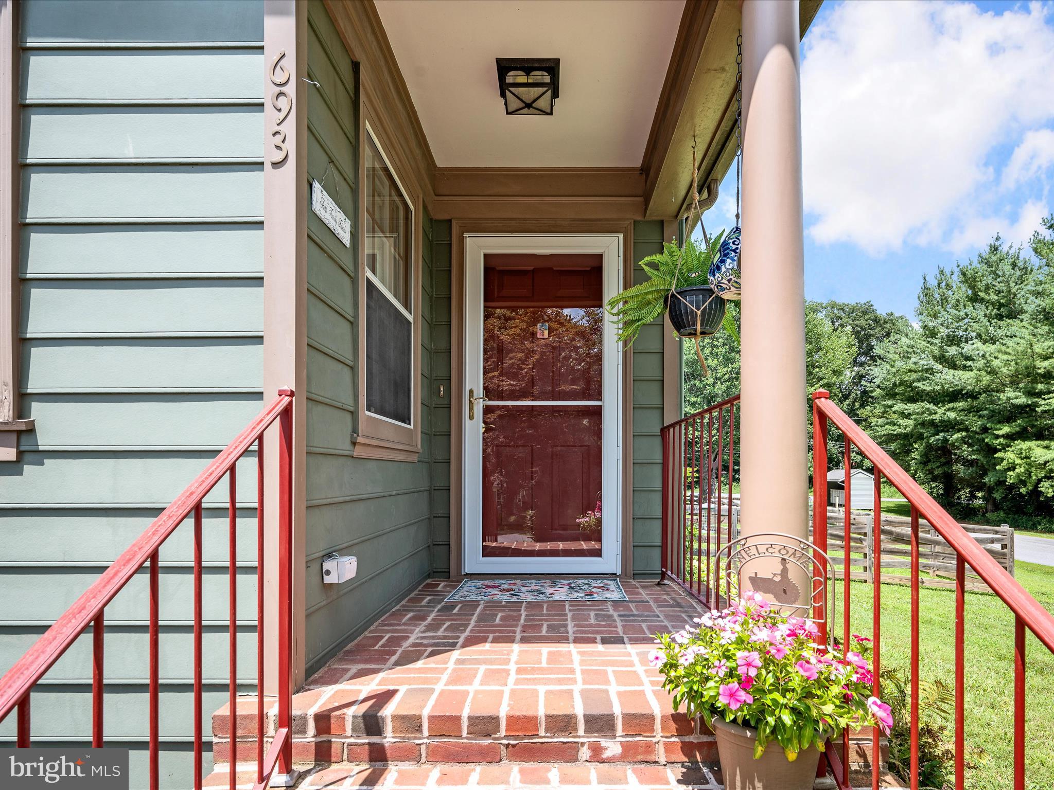 SPRING VALLEY - Residential