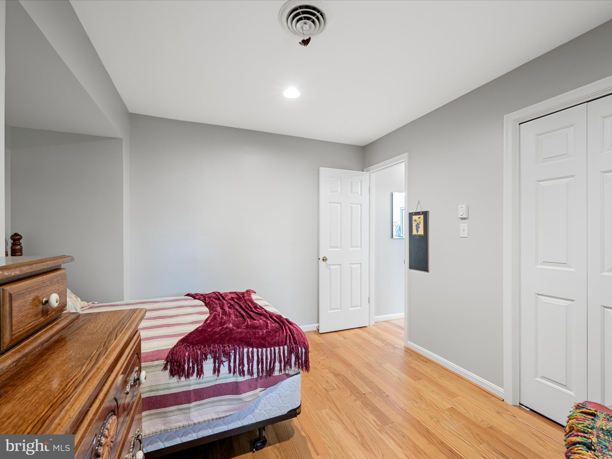 SPRING VALLEY - Residential