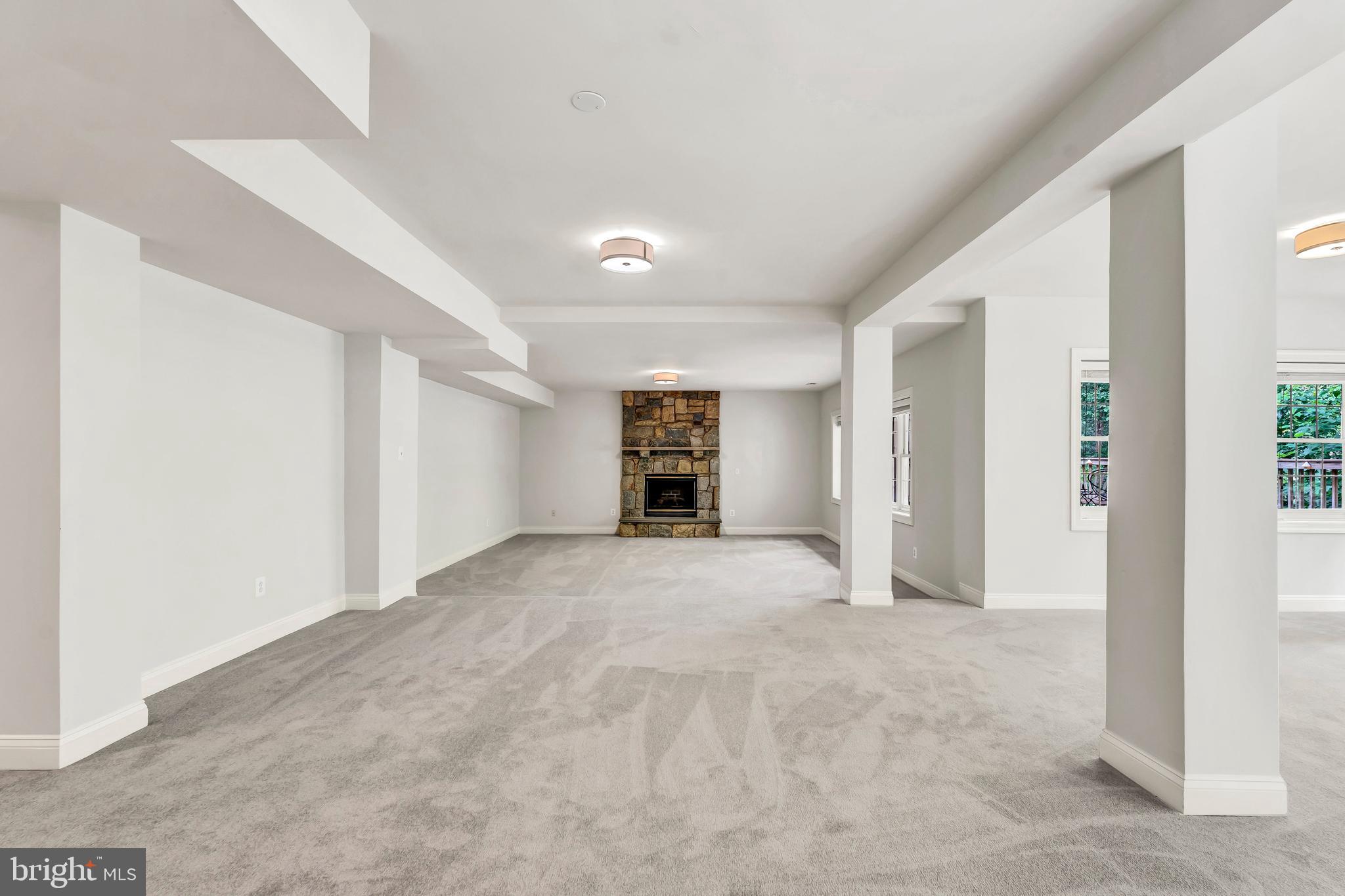 RIDGES OF ALEXANDRIA - Residential