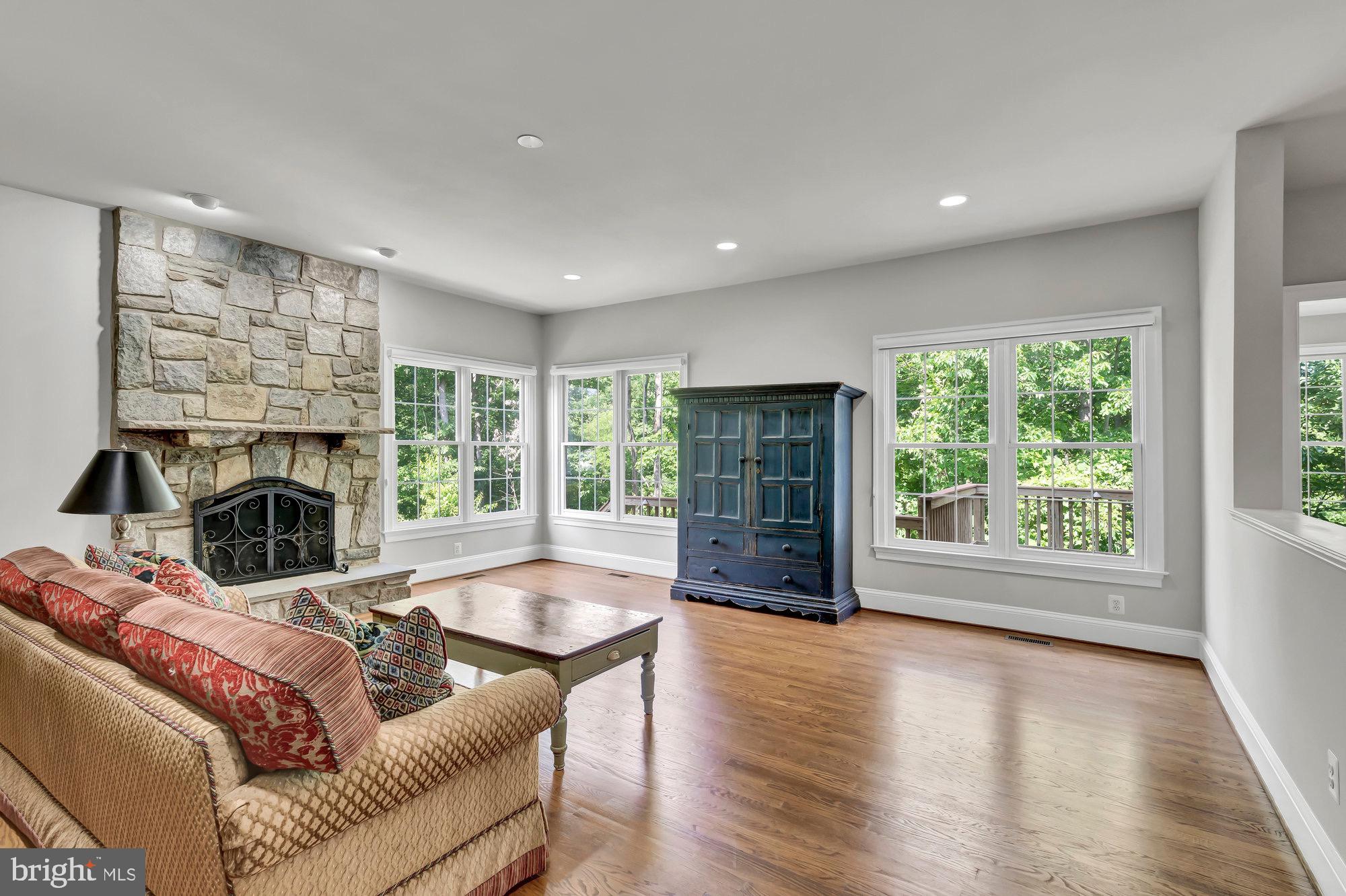 RIDGES OF ALEXANDRIA - Residential