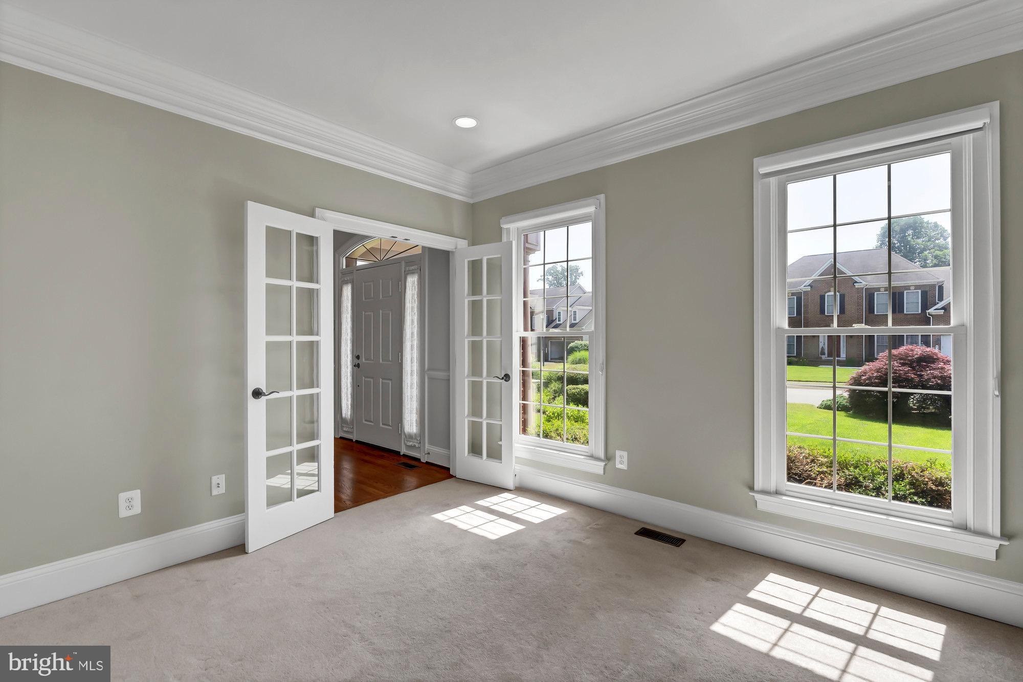 RIDGES OF ALEXANDRIA - Residential