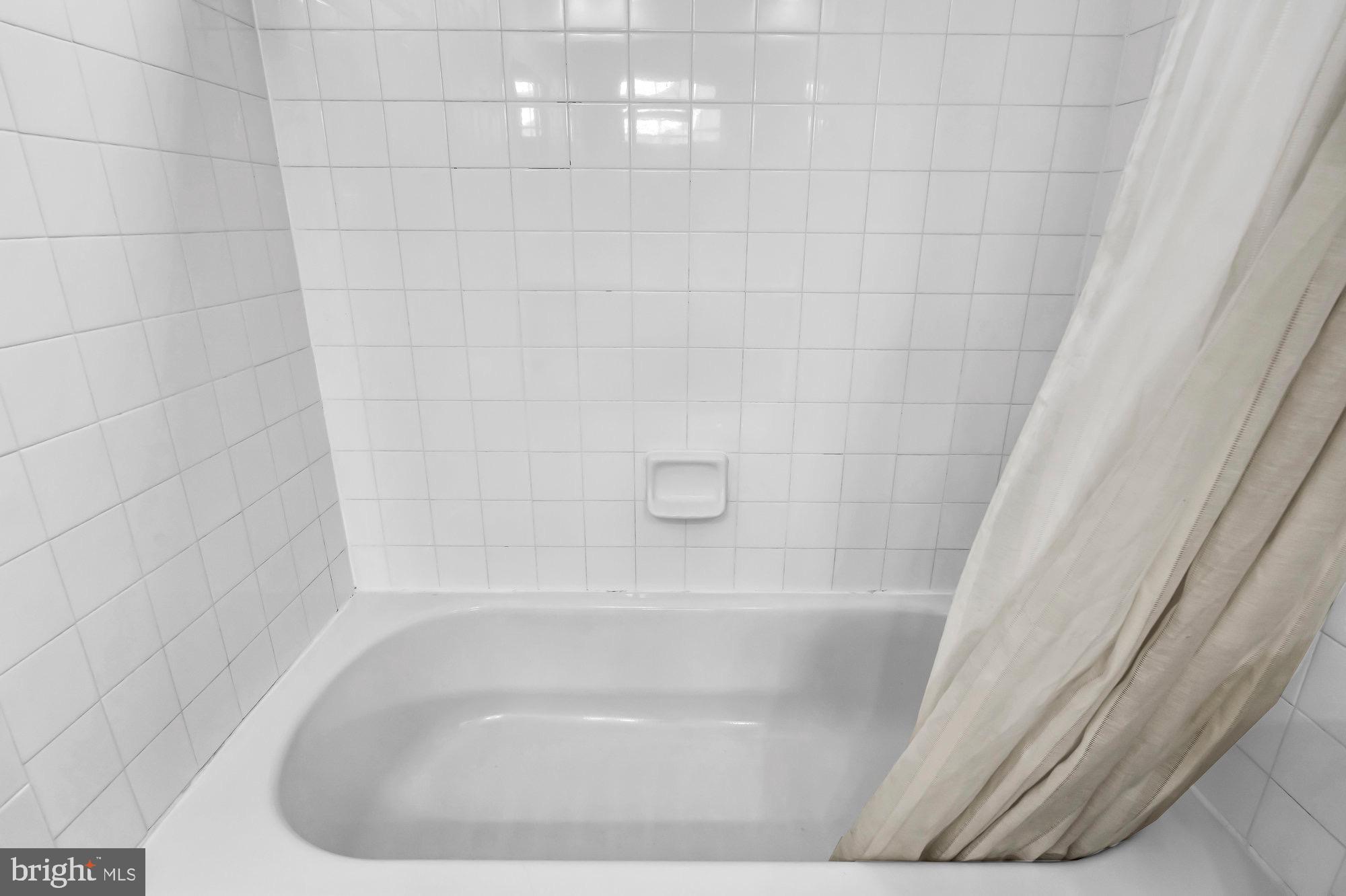 RIDGES OF ALEXANDRIA - Residential