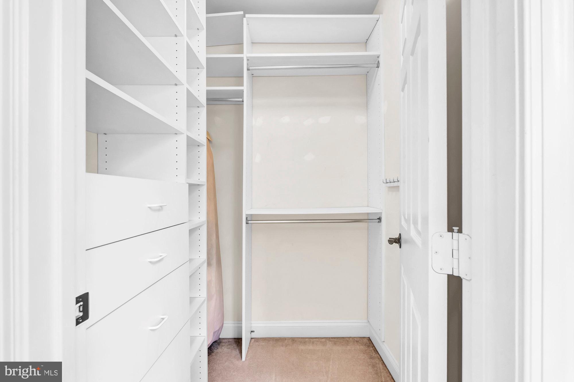 RIDGES OF ALEXANDRIA - Residential