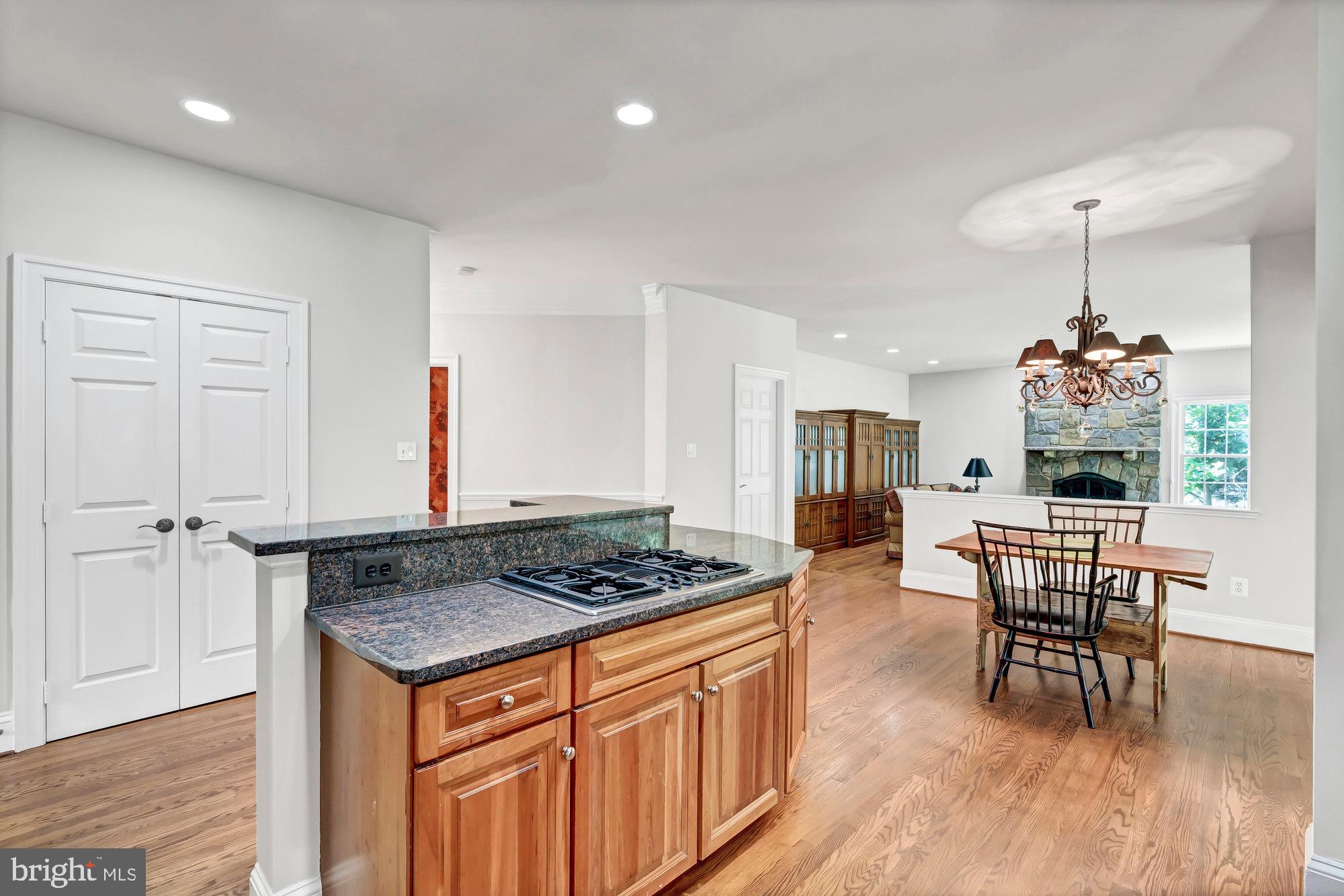 RIDGES OF ALEXANDRIA - Residential