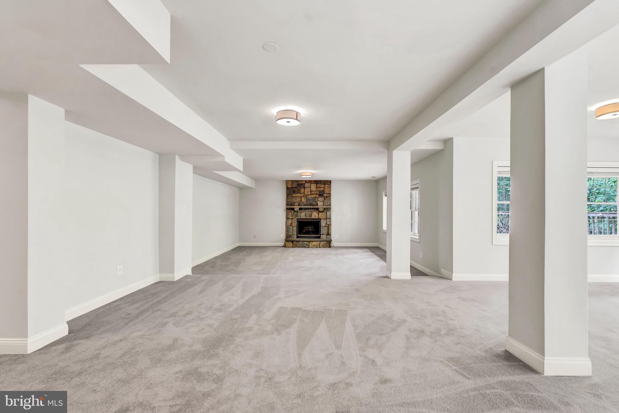 RIDGES OF ALEXANDRIA - Residential