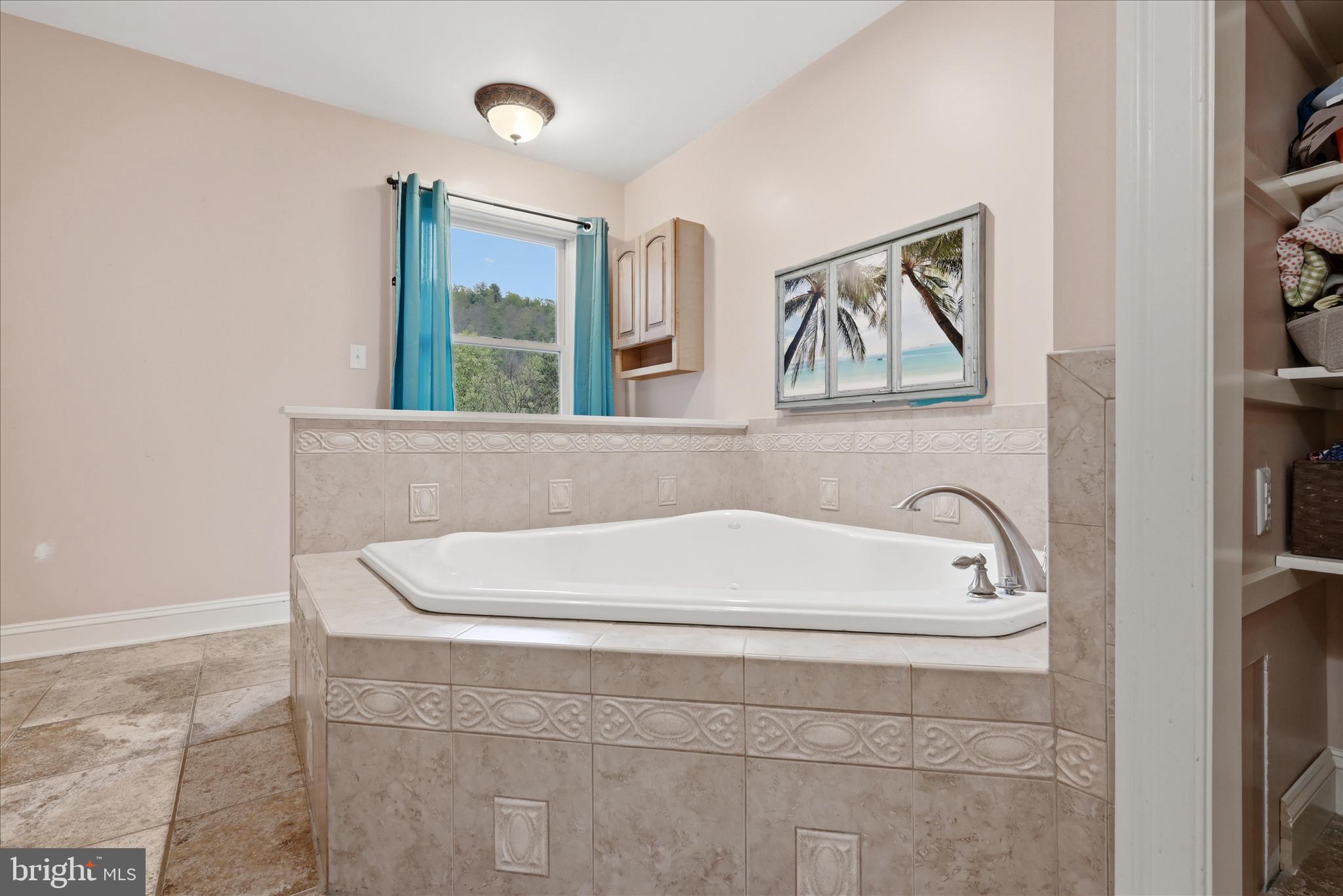 RITTERS HIDDEN VALLEY ESTATES - Residential