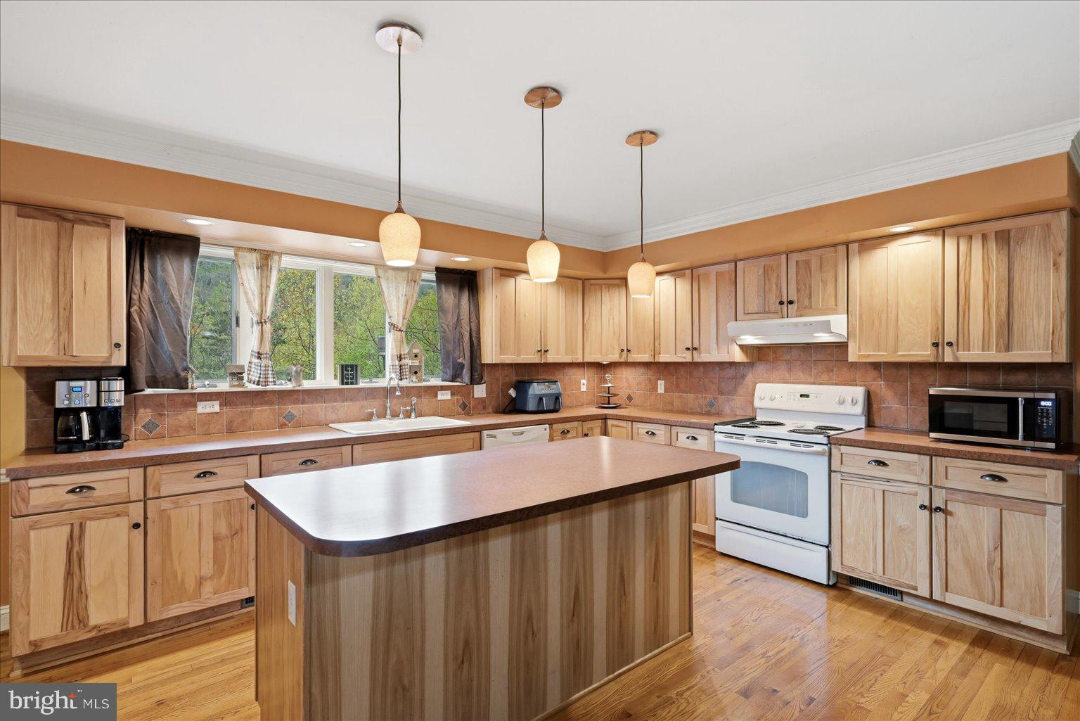 783 RITTERS VALLEY DRIVE