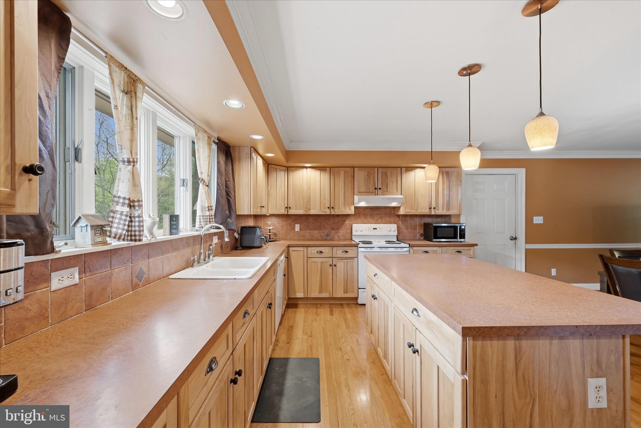 RITTERS HIDDEN VALLEY ESTATES - Residential
