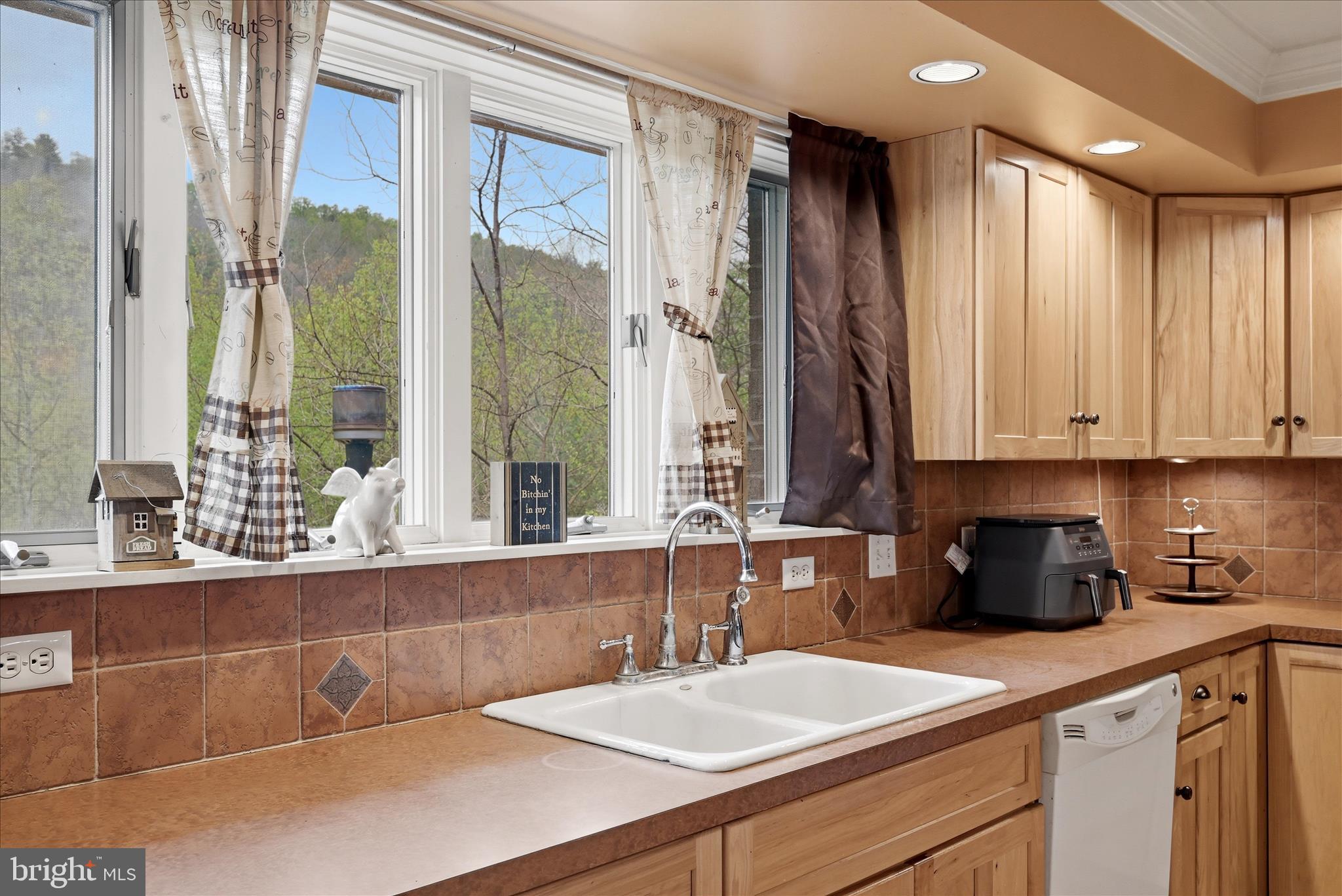 RITTERS HIDDEN VALLEY ESTATES - Residential