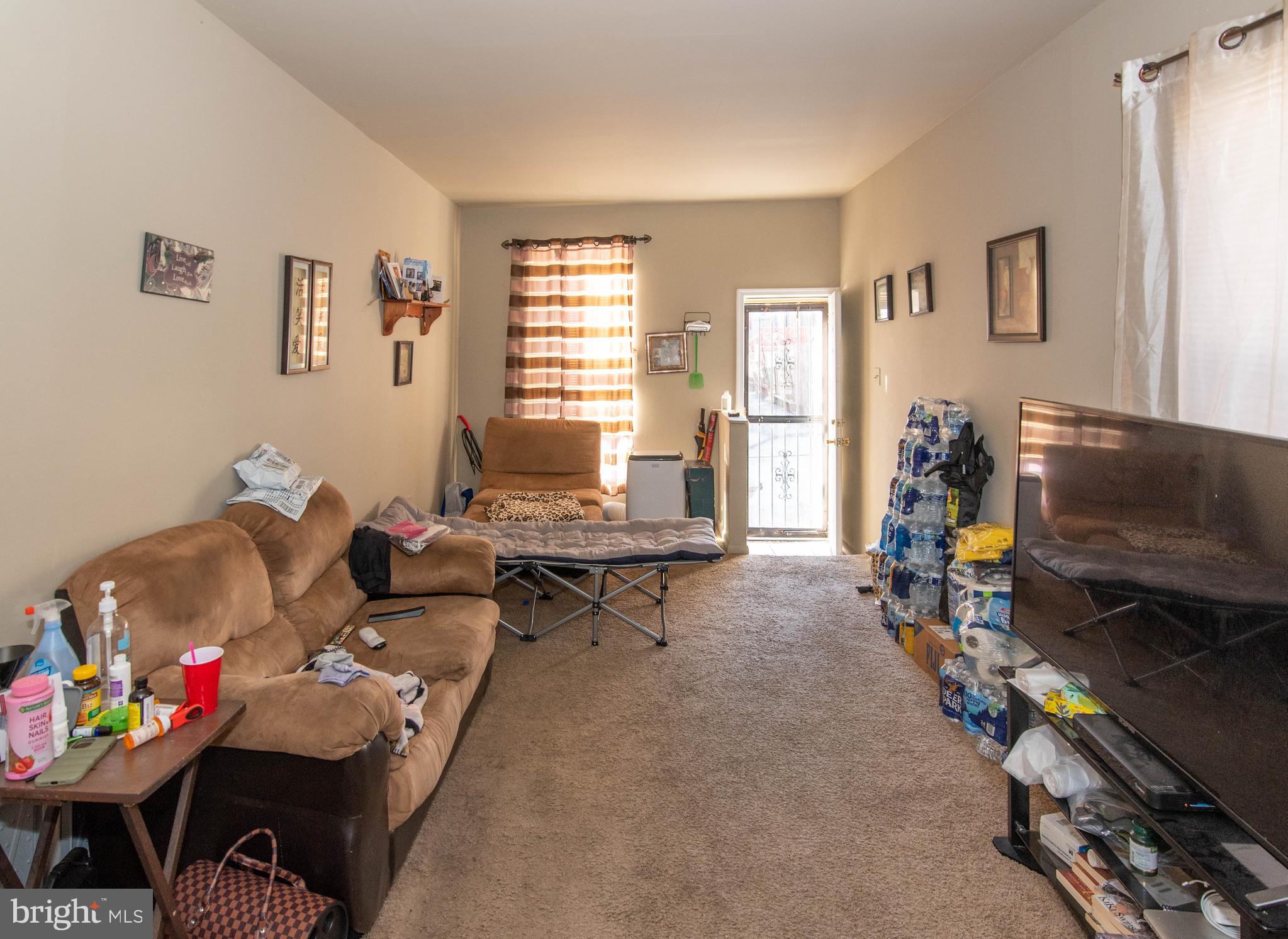 MADISON EASTEND - Residential