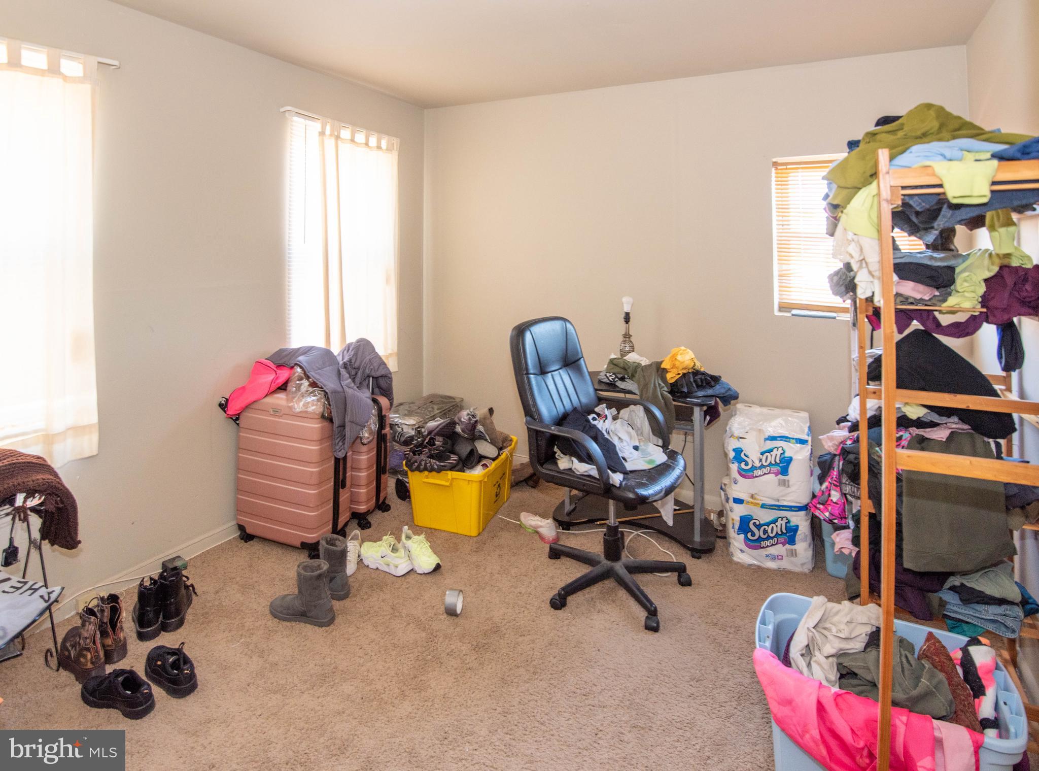 MADISON EASTEND - Residential