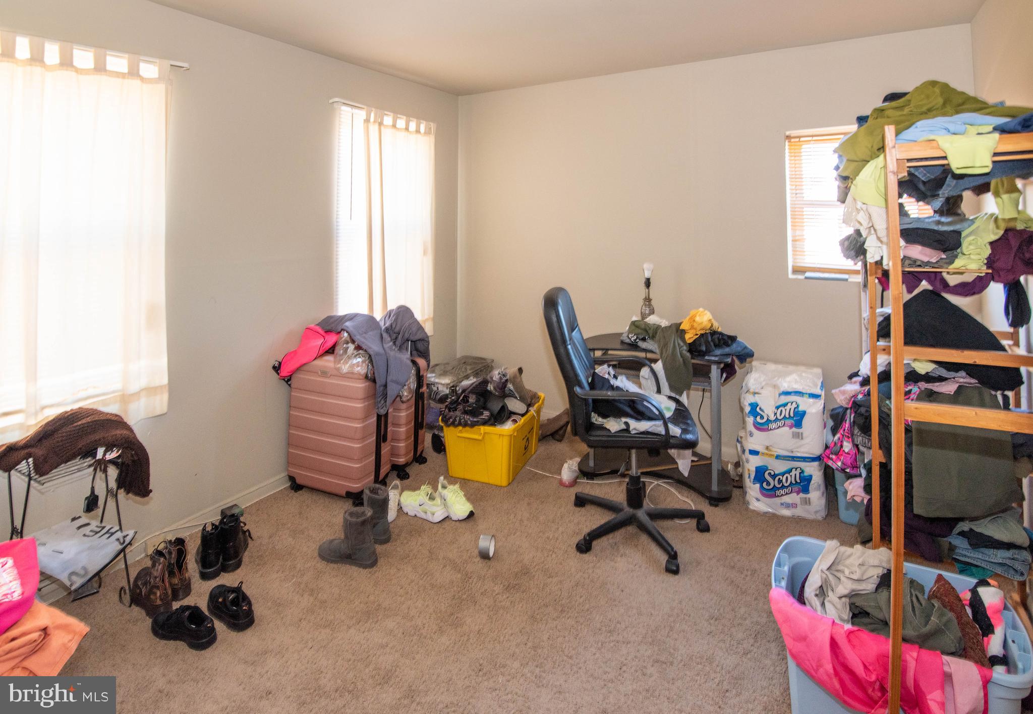 MADISON EASTEND - Residential