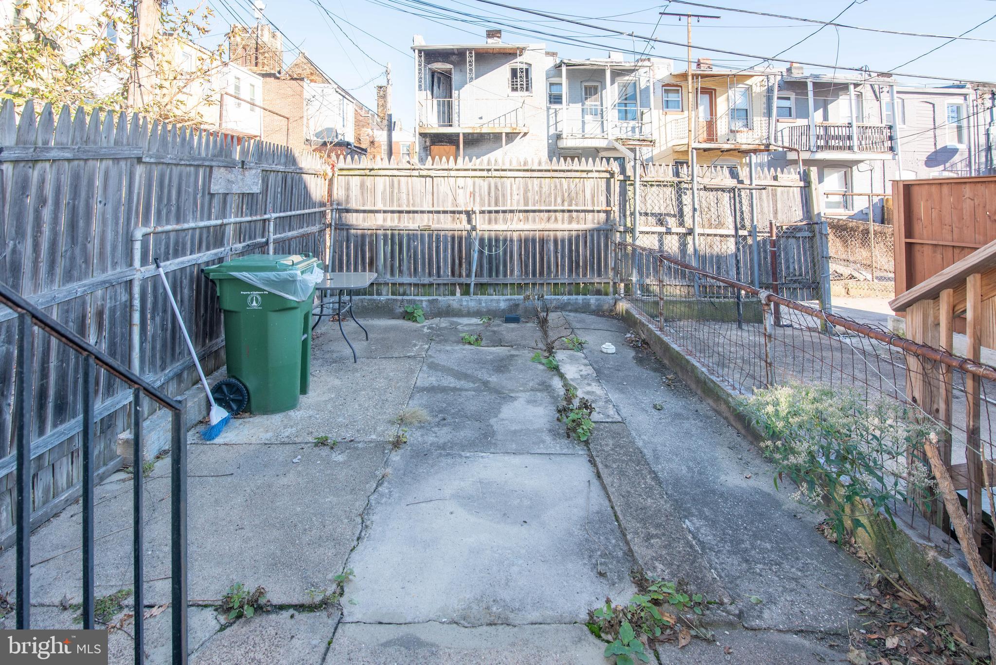 MADISON EASTEND - Residential