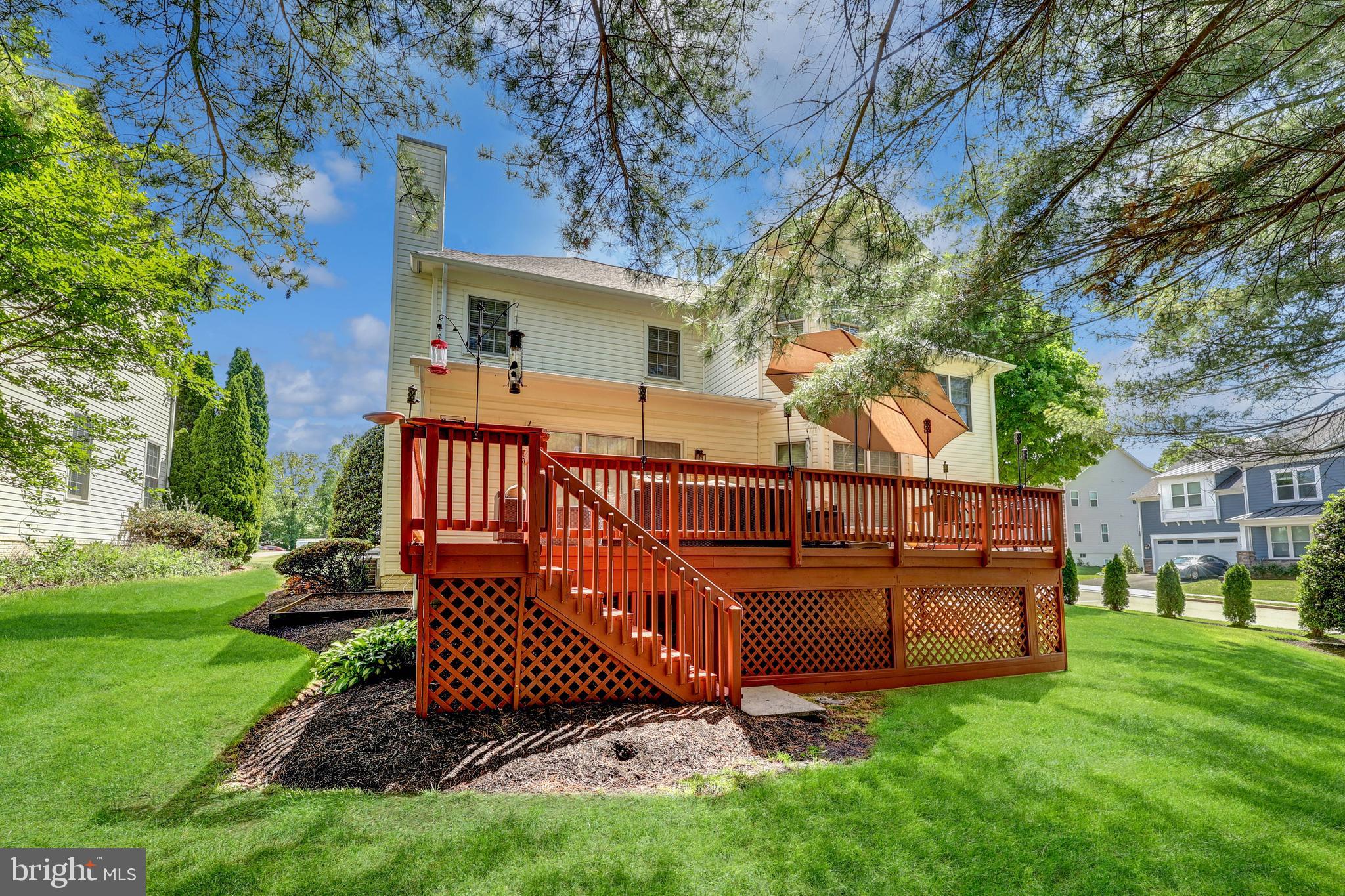 MARIAN WOODS - Residential