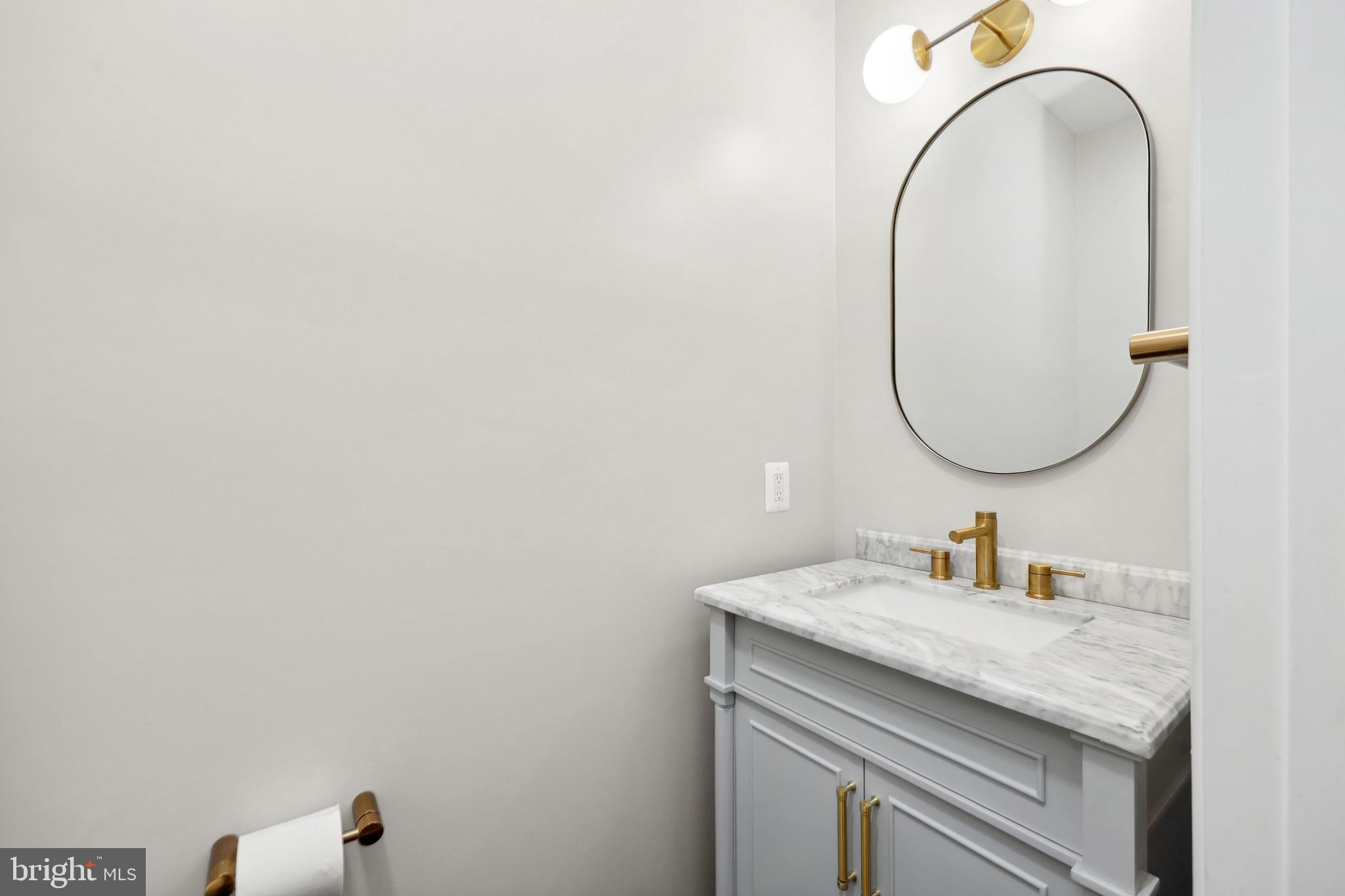 MARIAN WOODS - Residential