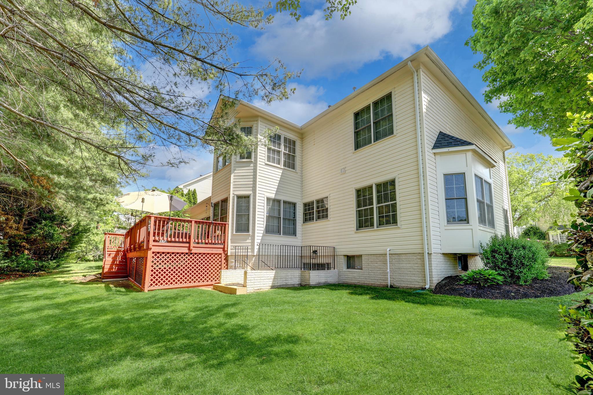 MARIAN WOODS - Residential