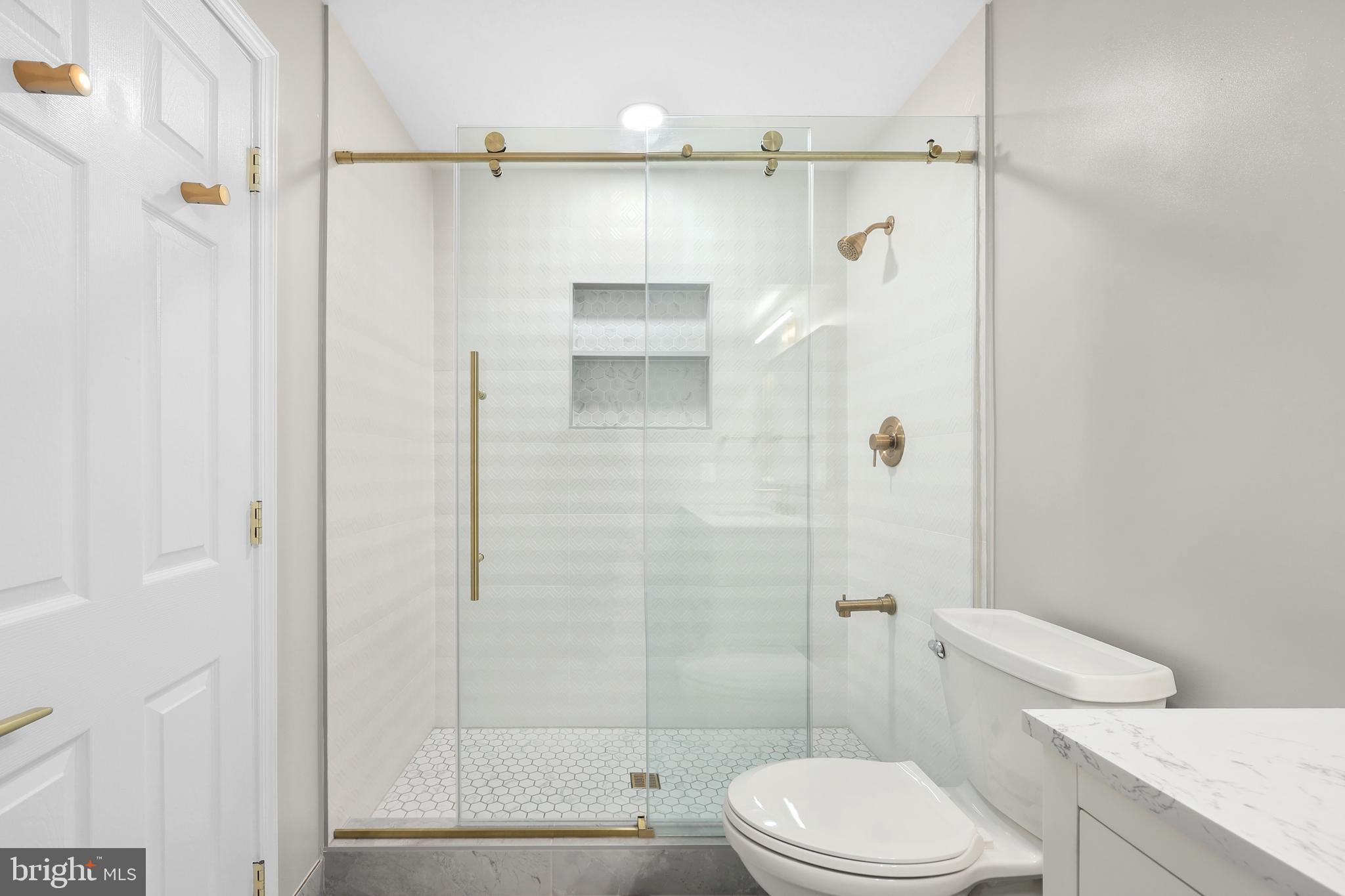 MARIAN WOODS - Residential